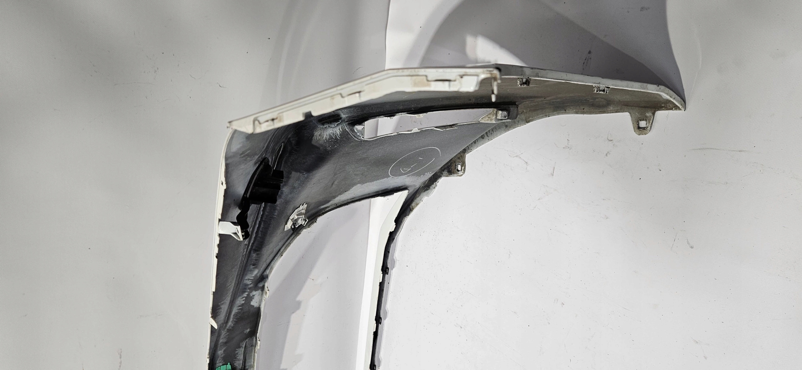 front bumper TOYOTA CAMRY IX 24- PDC washers original 52119-33F00