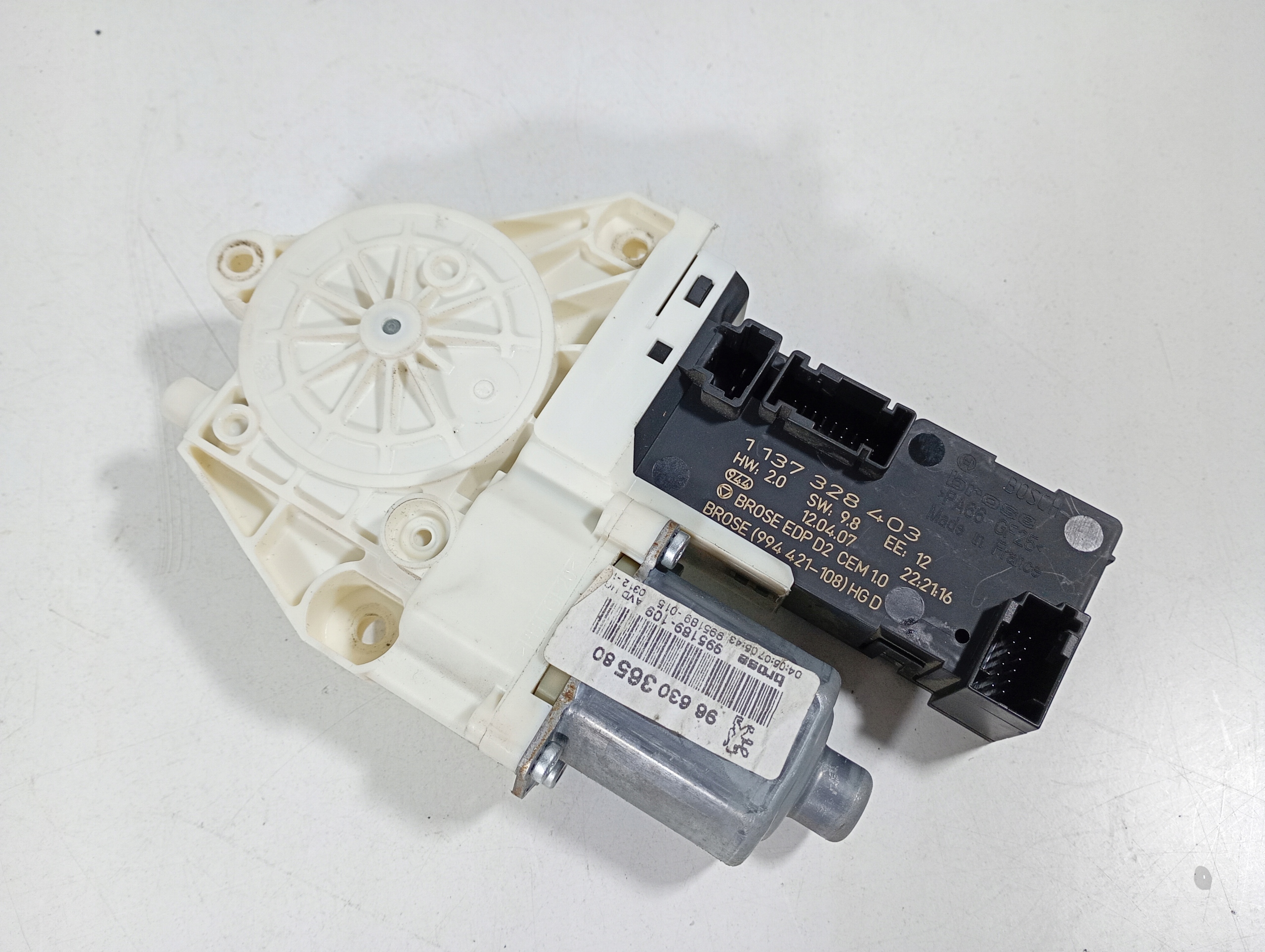 PEUGEOT 407 04-11 engine mini motor windows right OE 9663036580