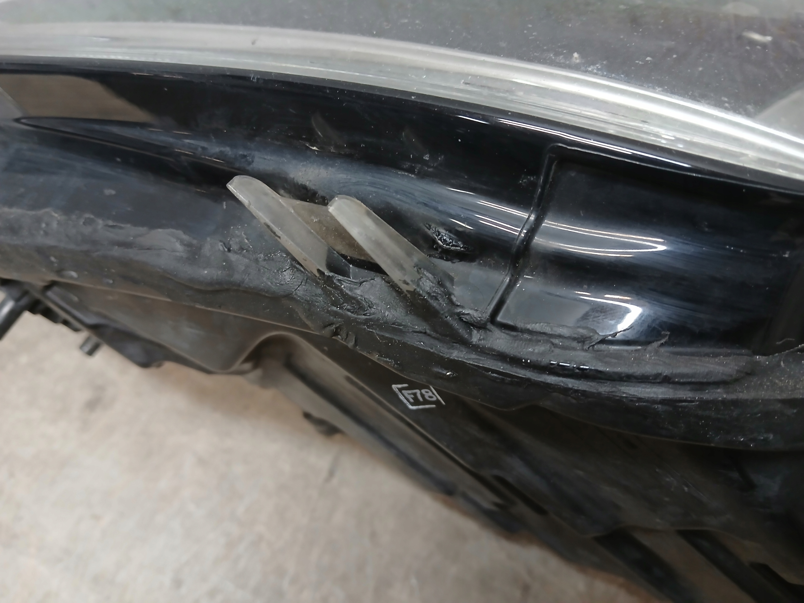 light front left VW CADDY 2K1 15- 2K1941005B