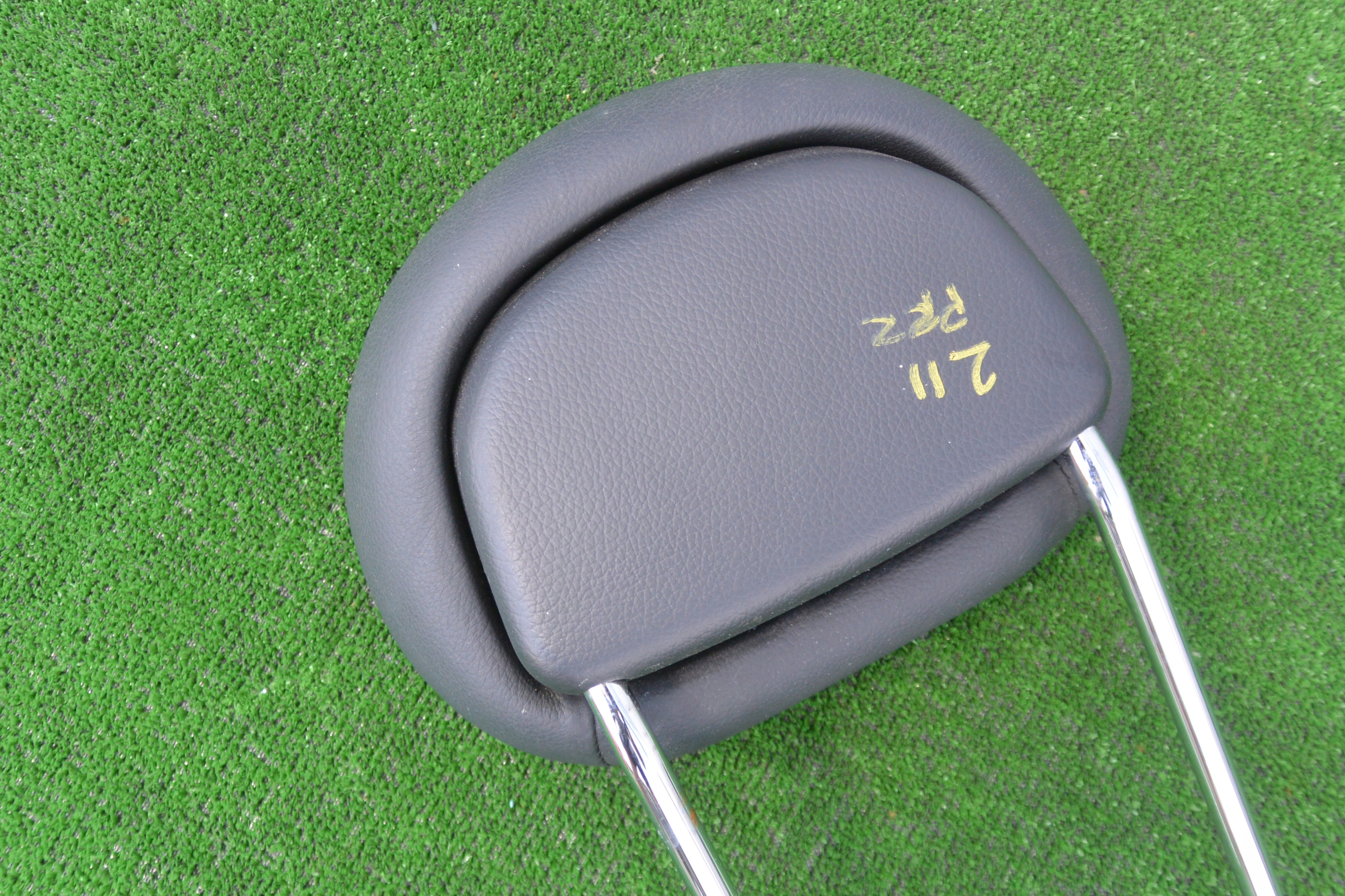 rest seat front leather MERCEDES W211