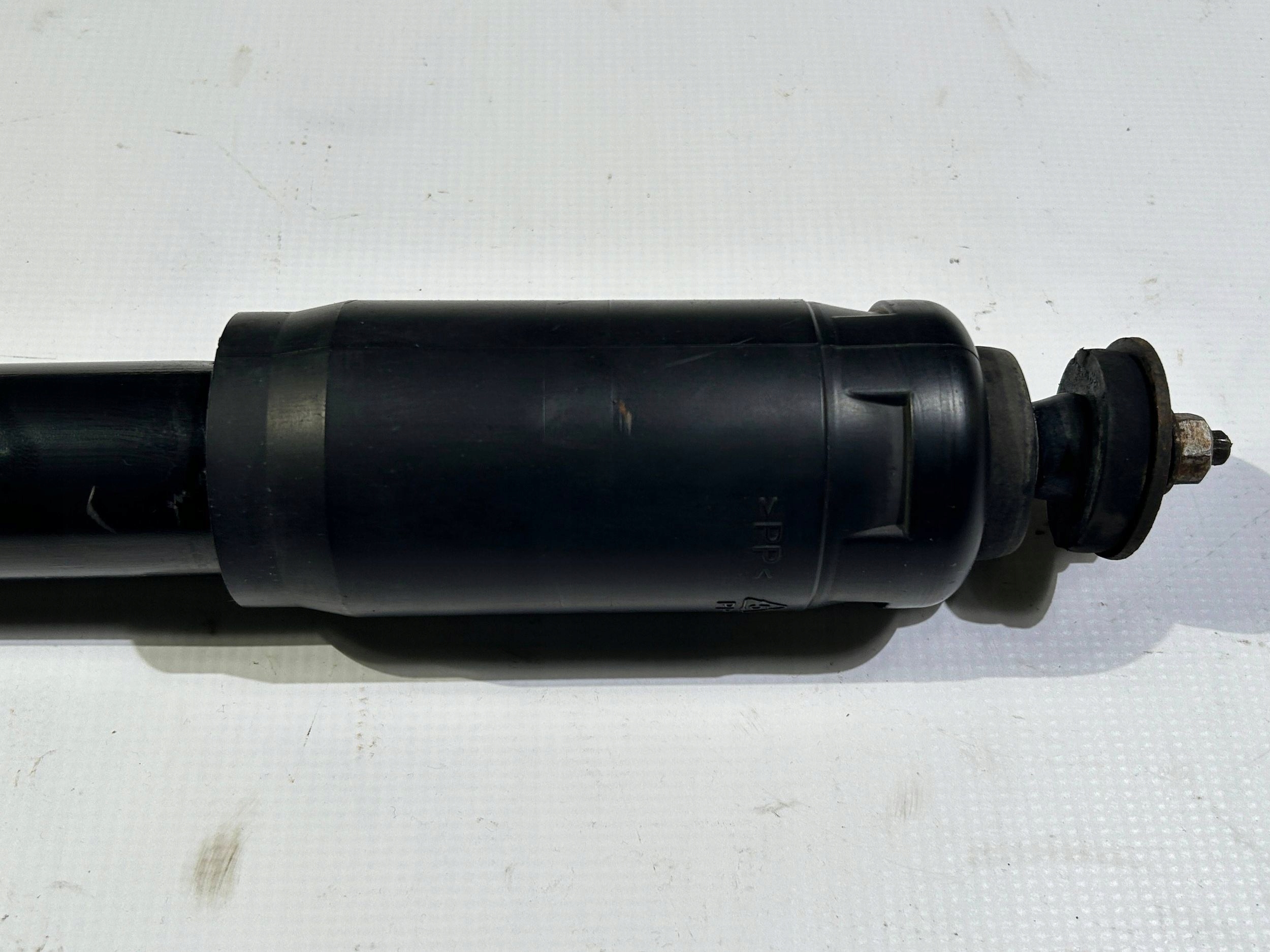 shock absorber front front right left Chevrolet Corvette C6 2005r