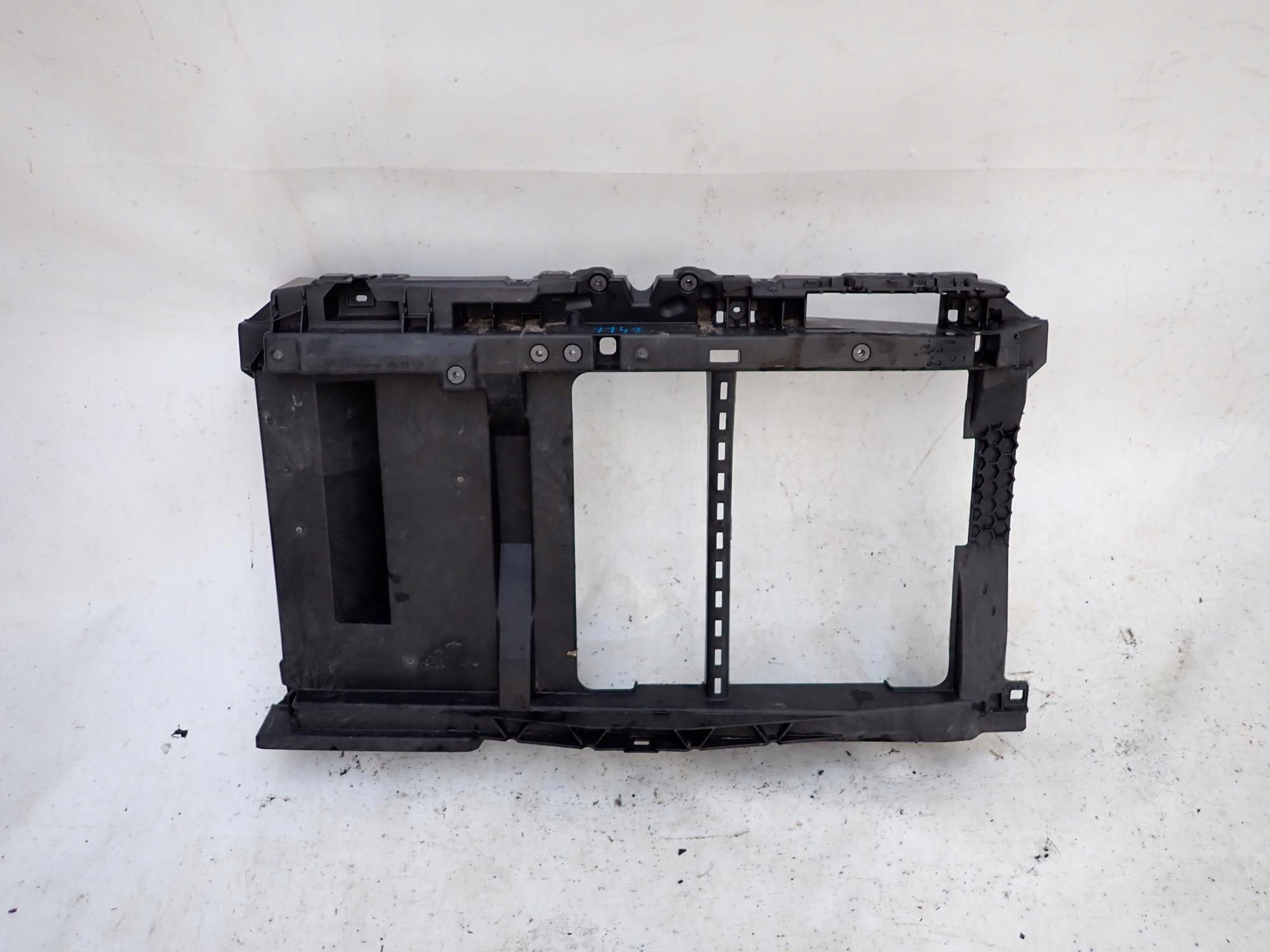 PEUGEOT 208 II 2 19-> support panel for radiators pillar