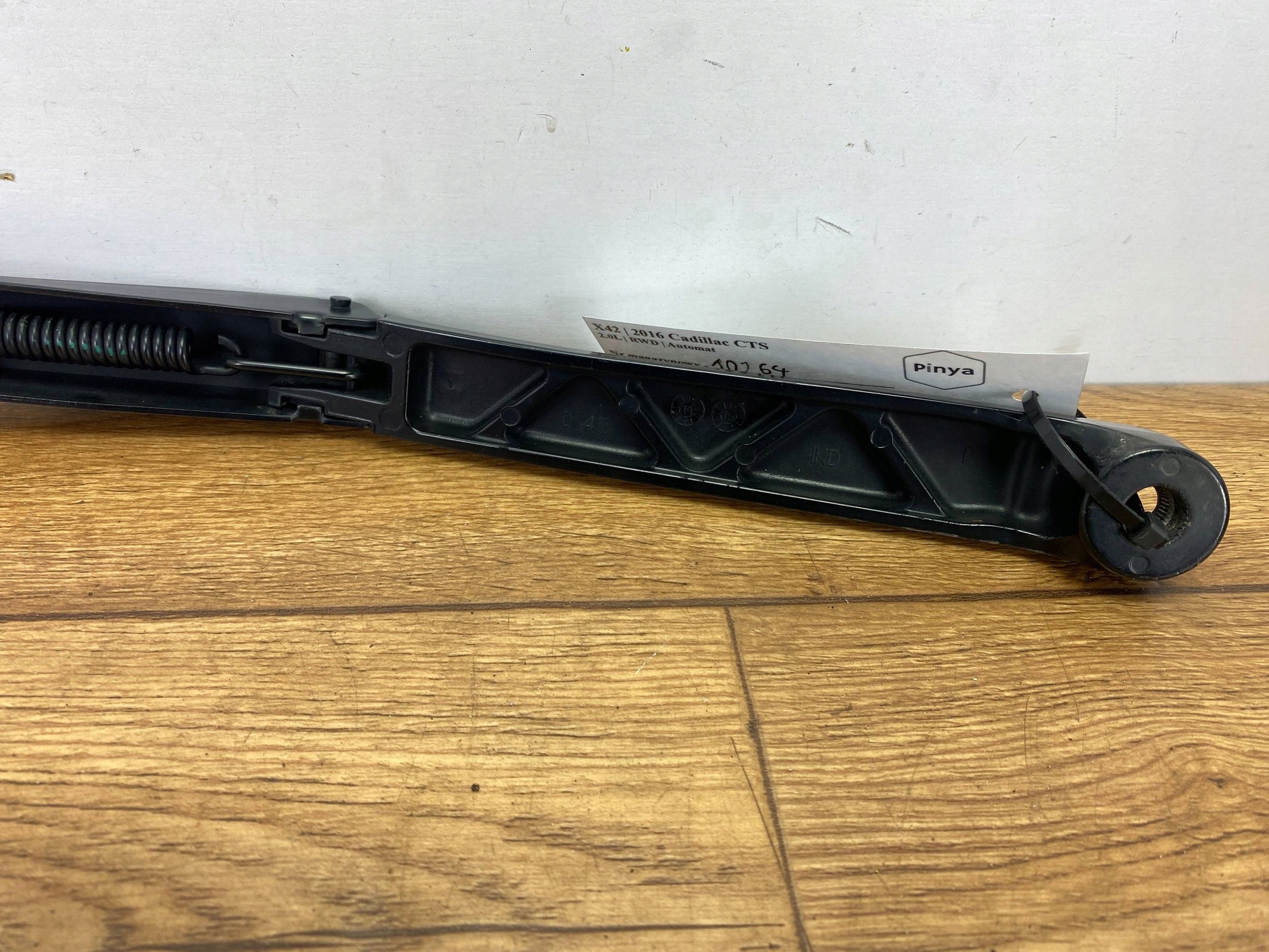 wiper arm windows Cadillac CTS III 2014+