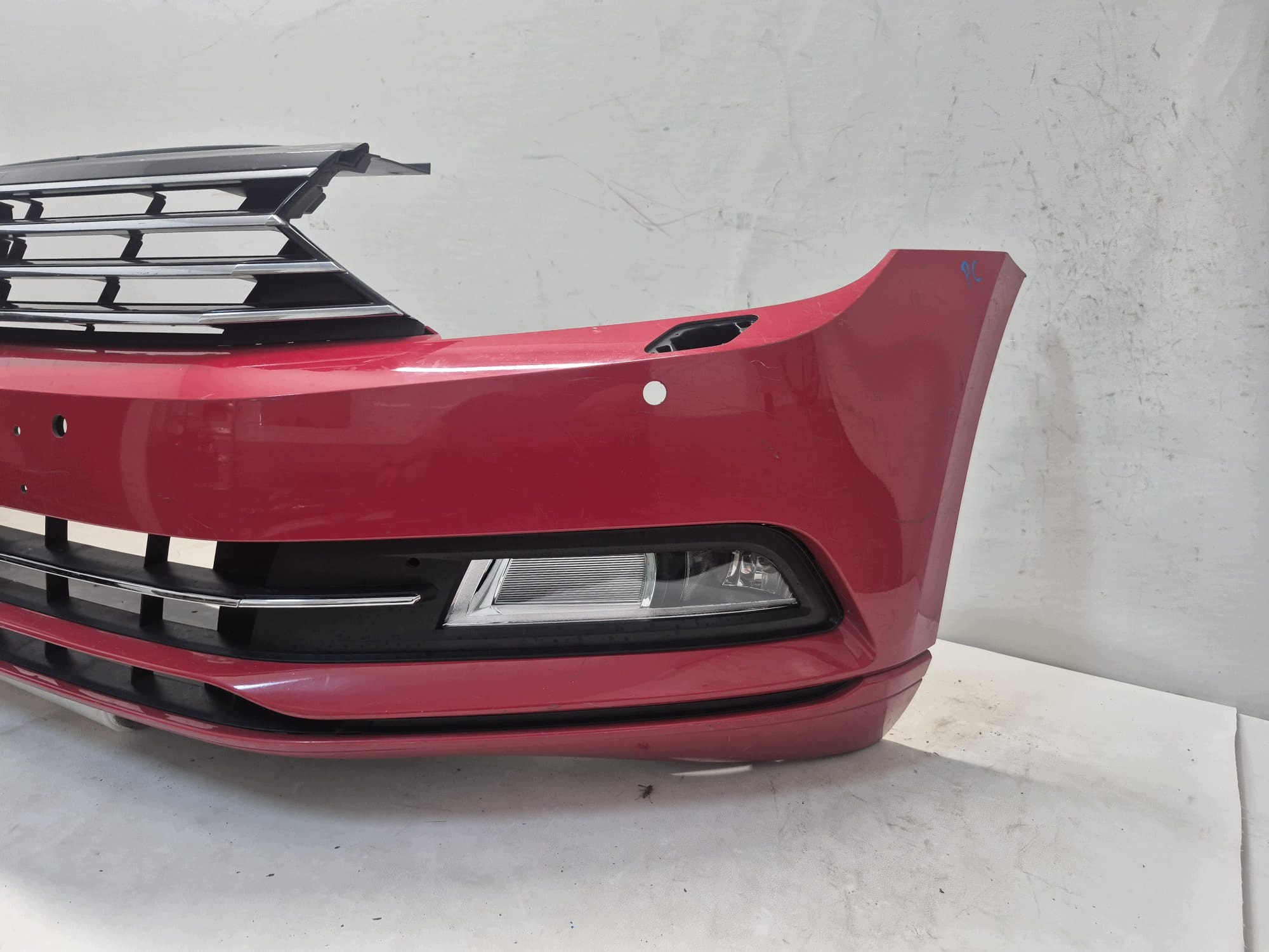VW PASSAT B8 14-19 bumper front front 4XPDC SPR 3G0807221
