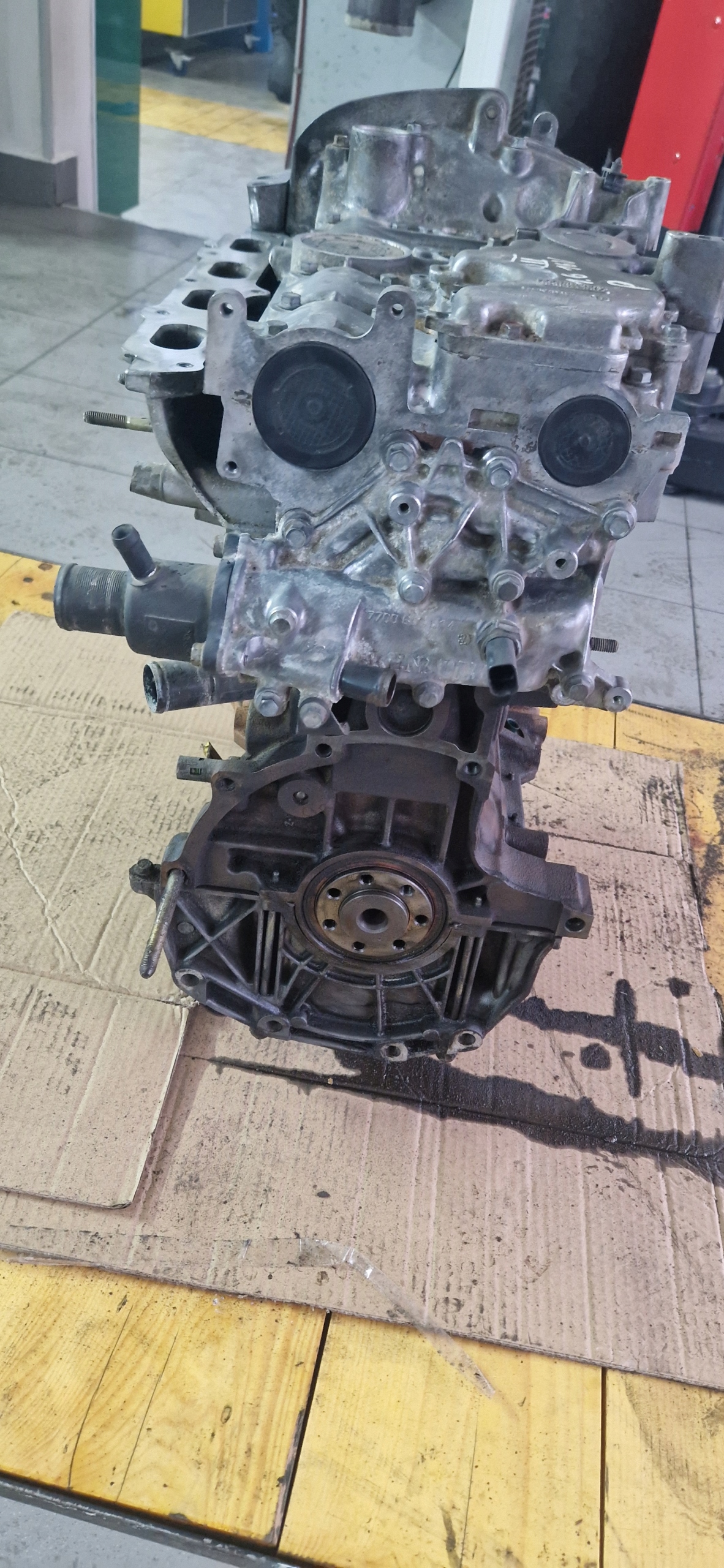 Двигатель renault 1.6 16V K4M 744