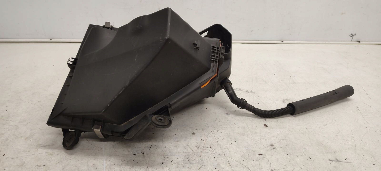 Gehäuse filter luft BMW E91 LIFT 2,0D