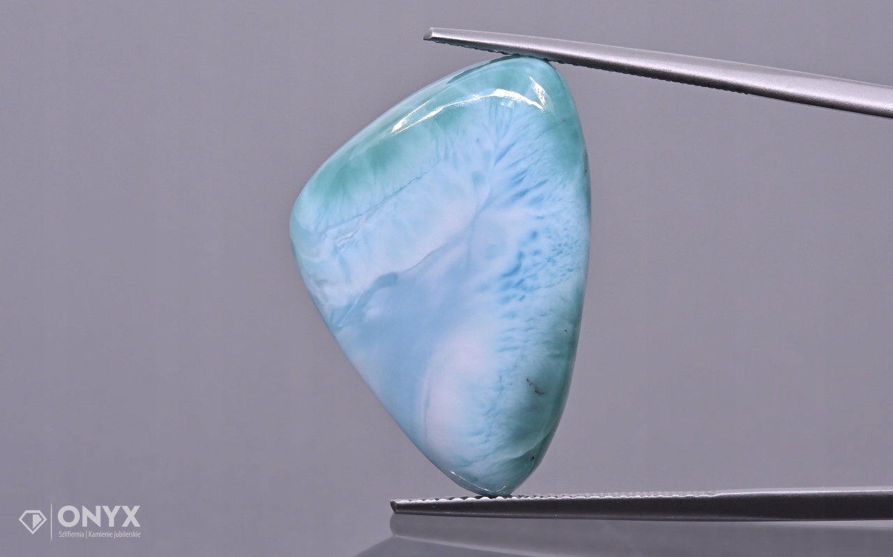 Larimar kabošon nepravidelný 26x18 mm
