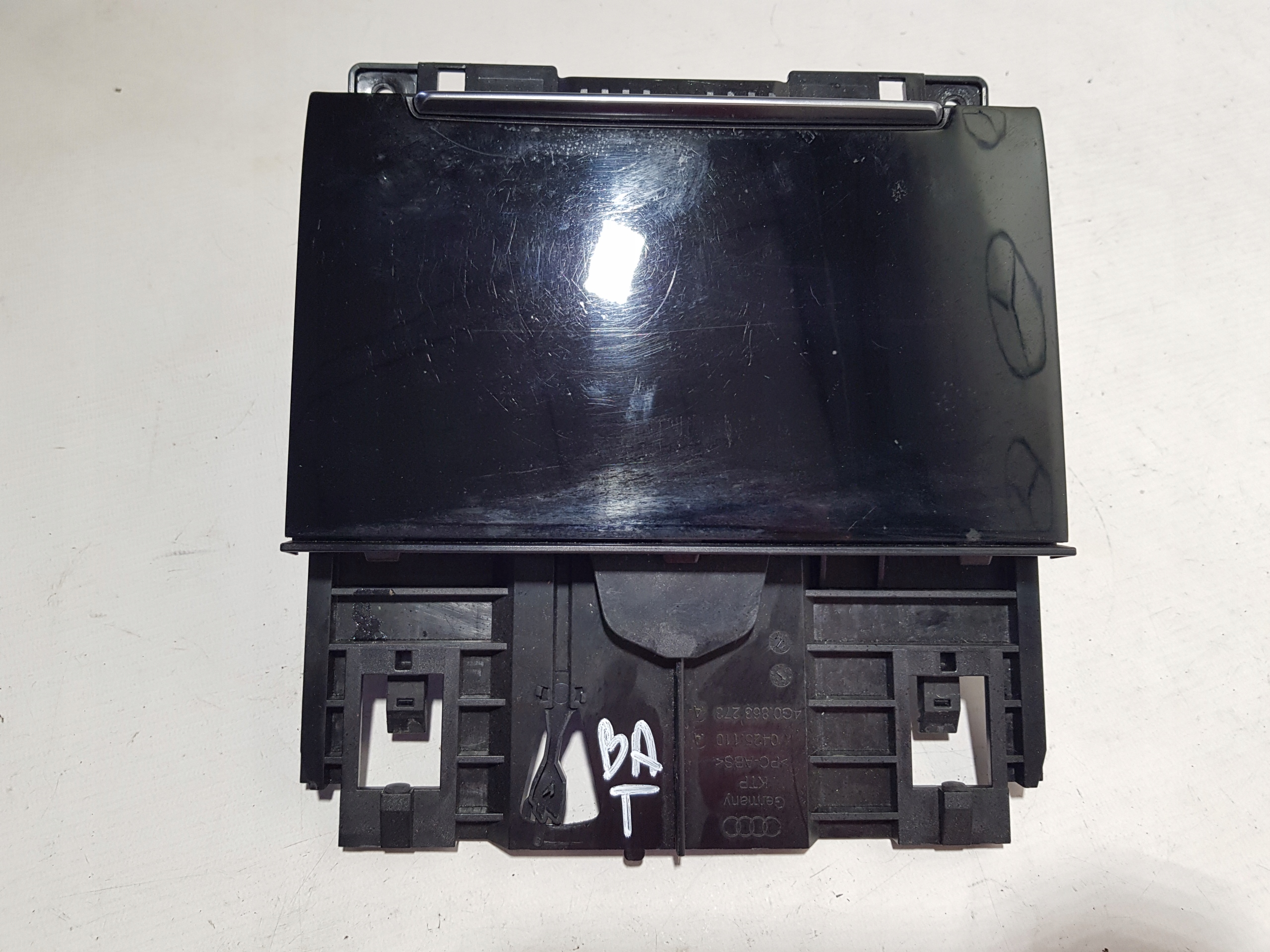AUDI A6 C7 A5 8T passenger compartment ashtray 4G0863273A