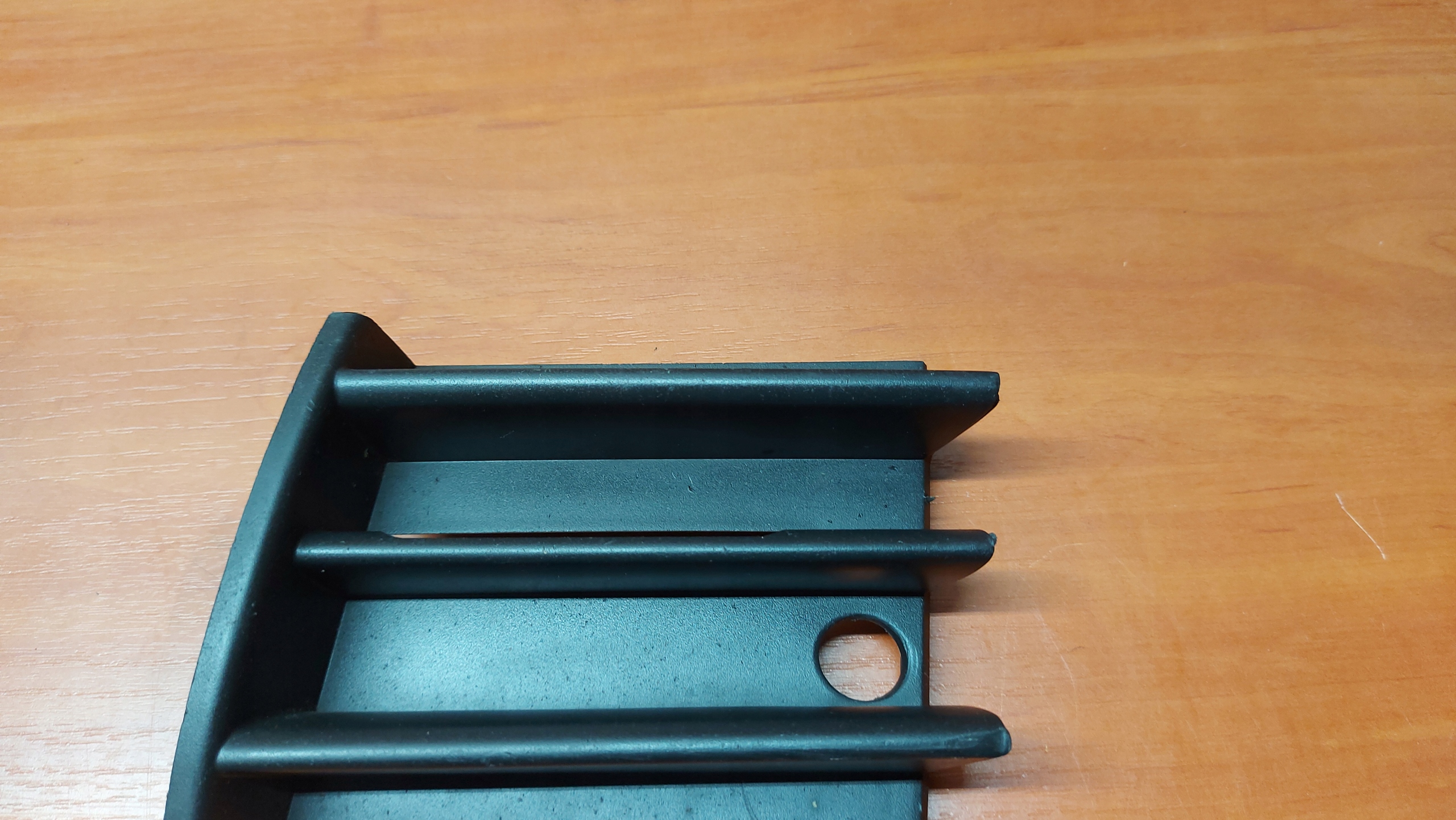 moulding grid of a bumper left left front SKODA OCTAVIA II 09-13