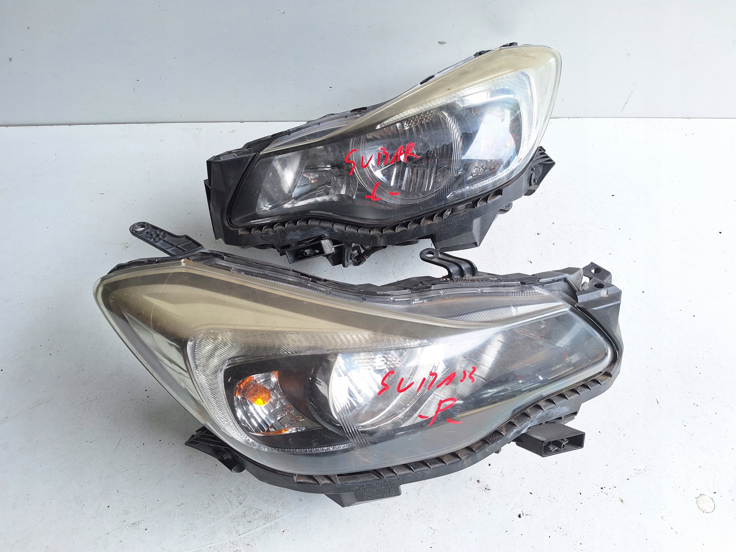 SUBARU XV 11-16 light left XENON UK