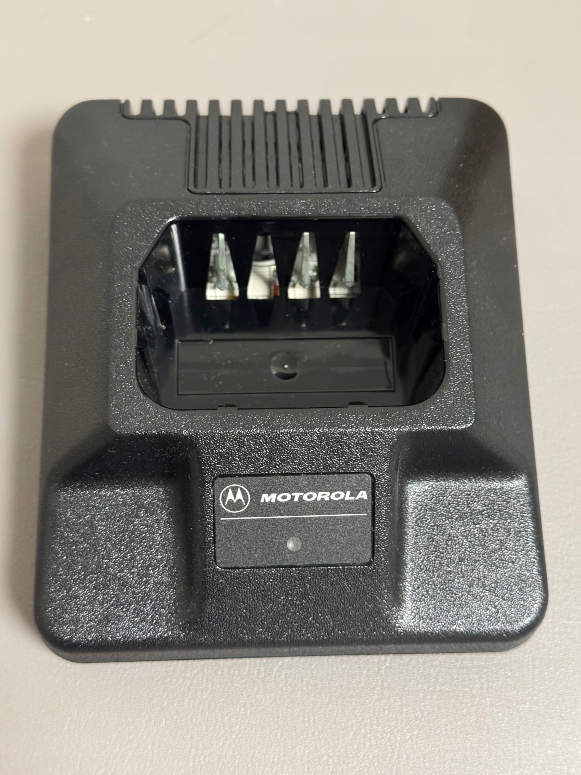 Ładowarka szybka ETN4611A do GP300 P110 1h Nowa