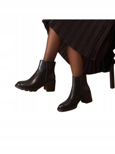 Shein Černé Dámské Kotníkové Boty Na Podpatku Z Hladkého Materiálu 38 1KD