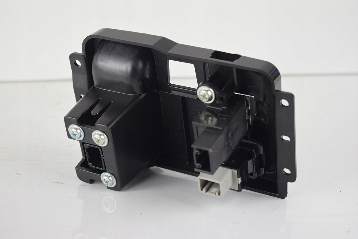 button electric brake MITSUBISHI OUTLANDER III