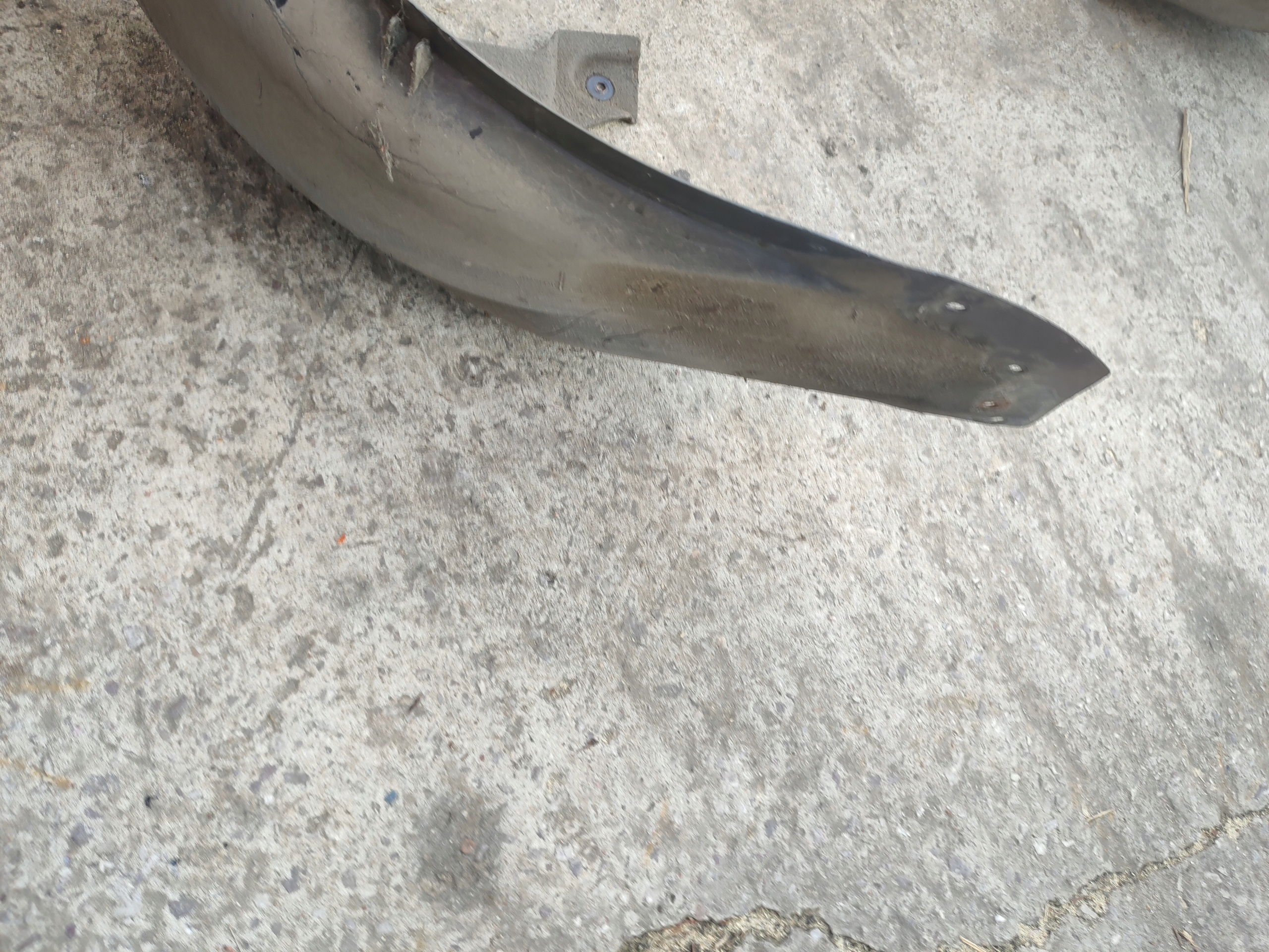 mudguard left rear part left rear. VOLVO V50