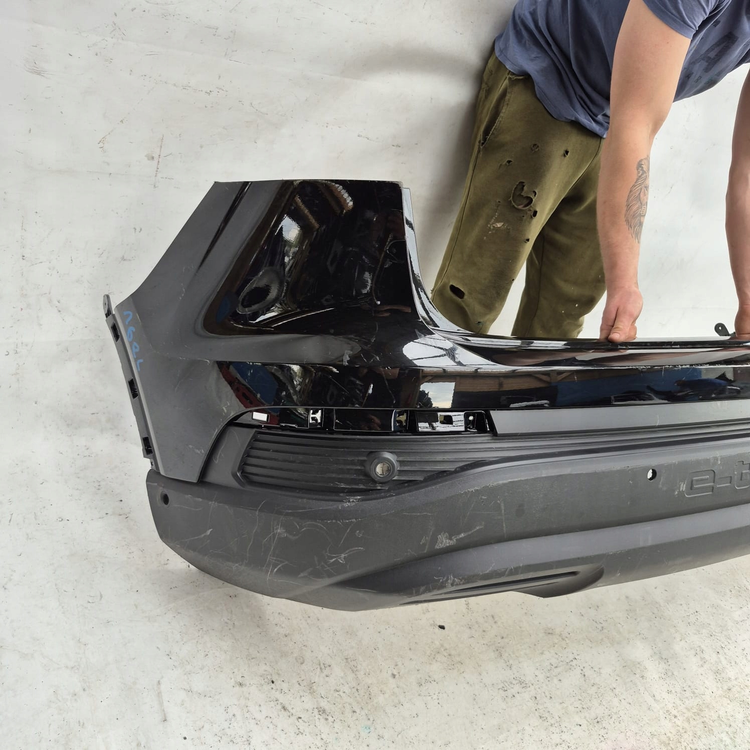 AUDI Q4 E-TRON 89E 21- bumper rear part rear PDC