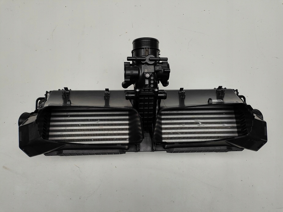 Chłodnica Intercooler 992145805F Porsche 911 992