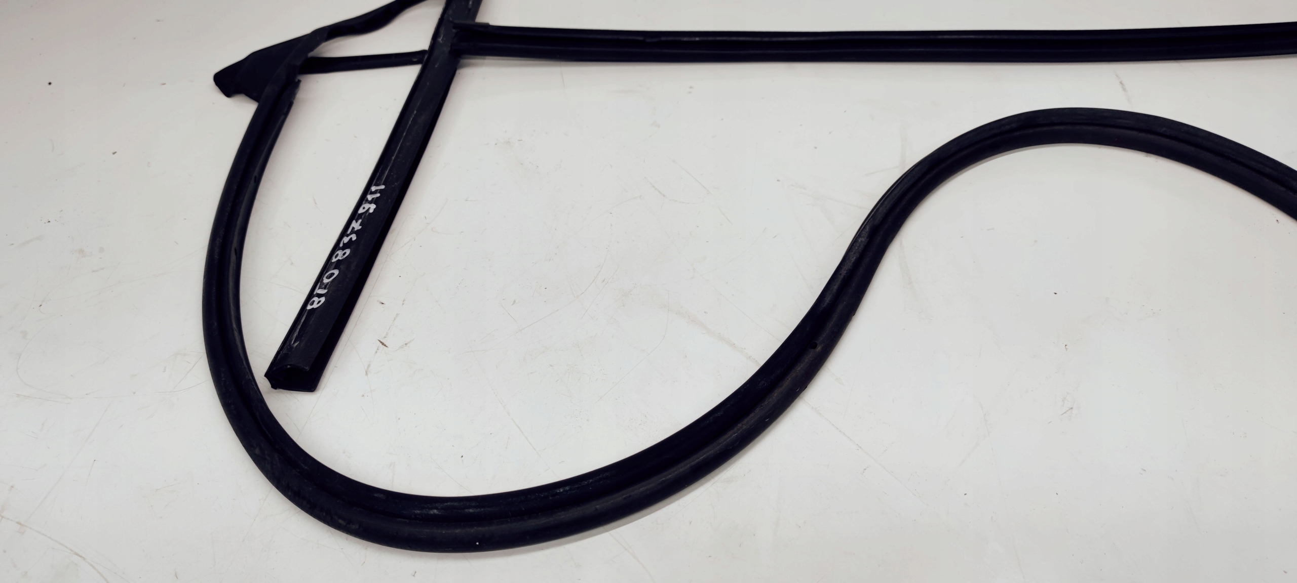 Dichtsatz Tür links AUDI A5 COUPE 8T0837911D