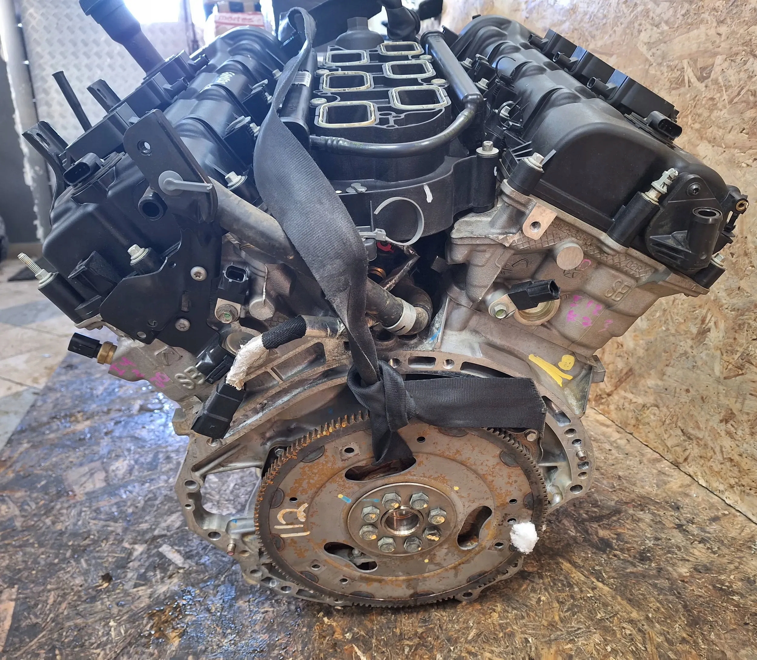 engine 68103022AB Jeep Cherokee KL 14- 3.2 V6