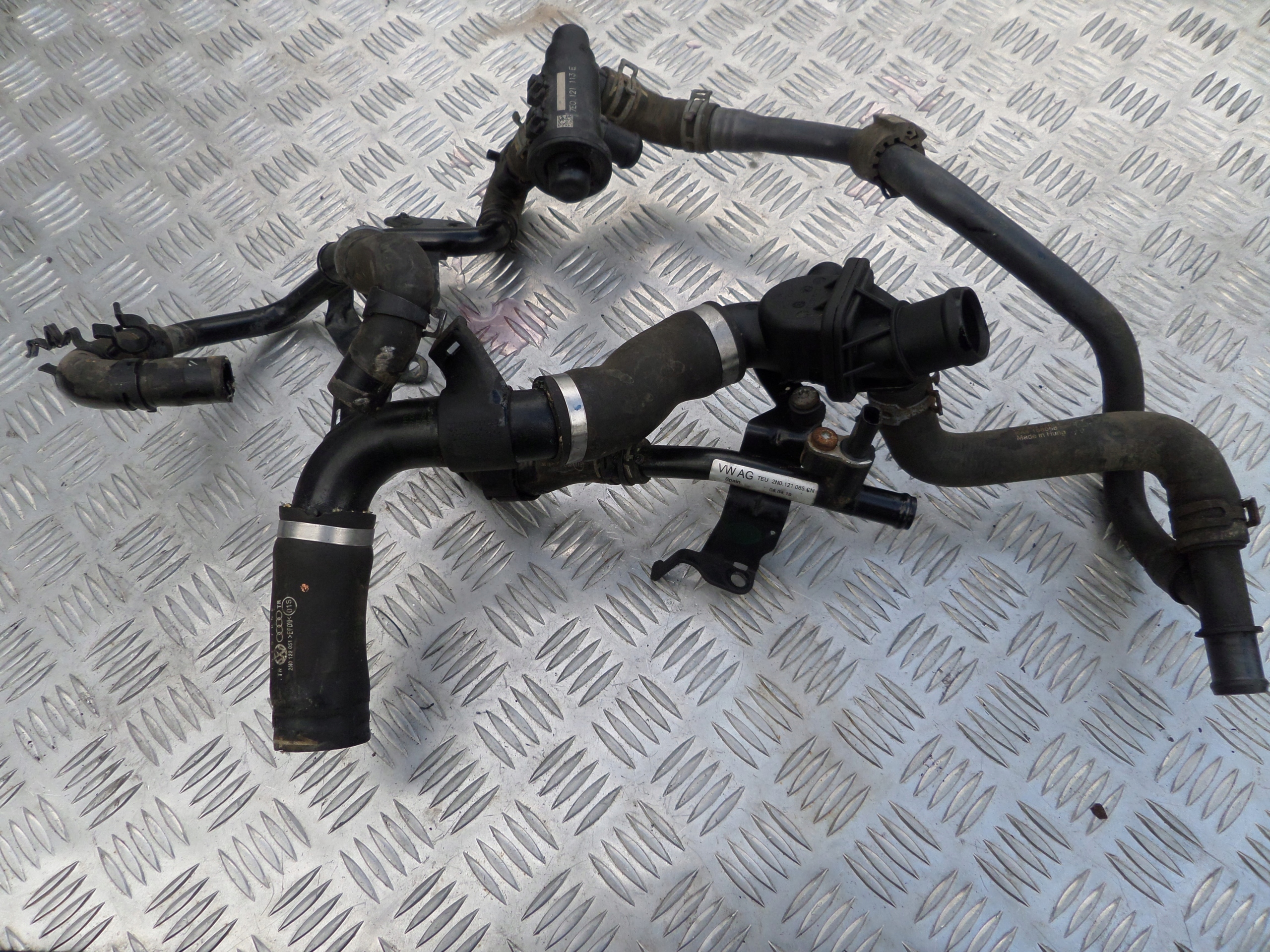 CRATFER 2.0 TDI PRZEWODY WODNE MAGISTRALA