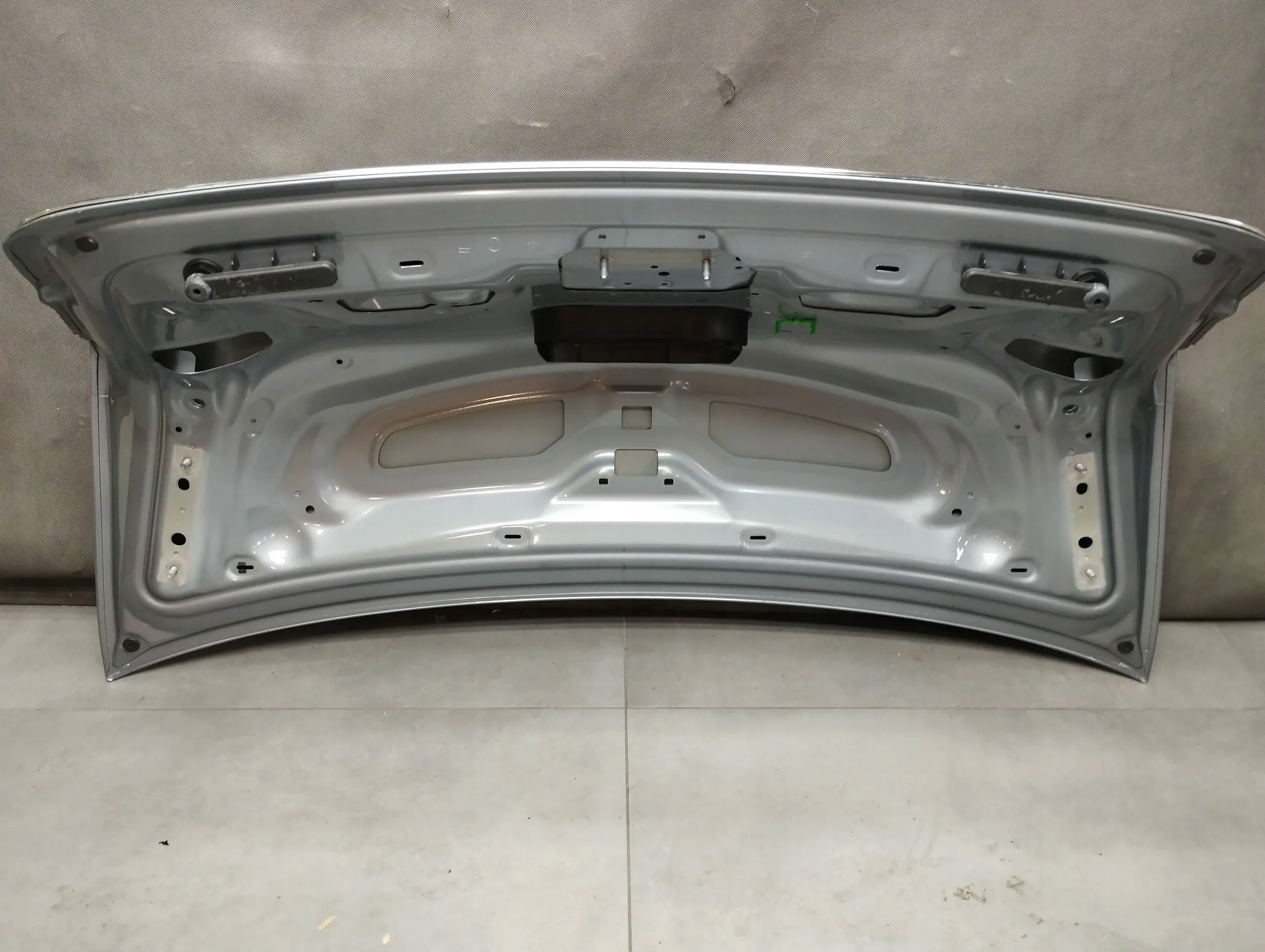 Audi A6 C7 4G sedan boot door LX7P