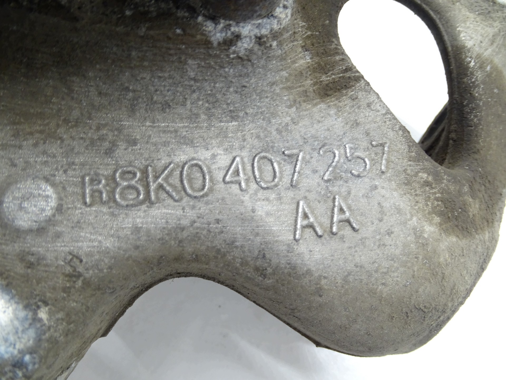 swing left front left front AUDI A4 A5 A6 8K0407257AA 4G0407241D