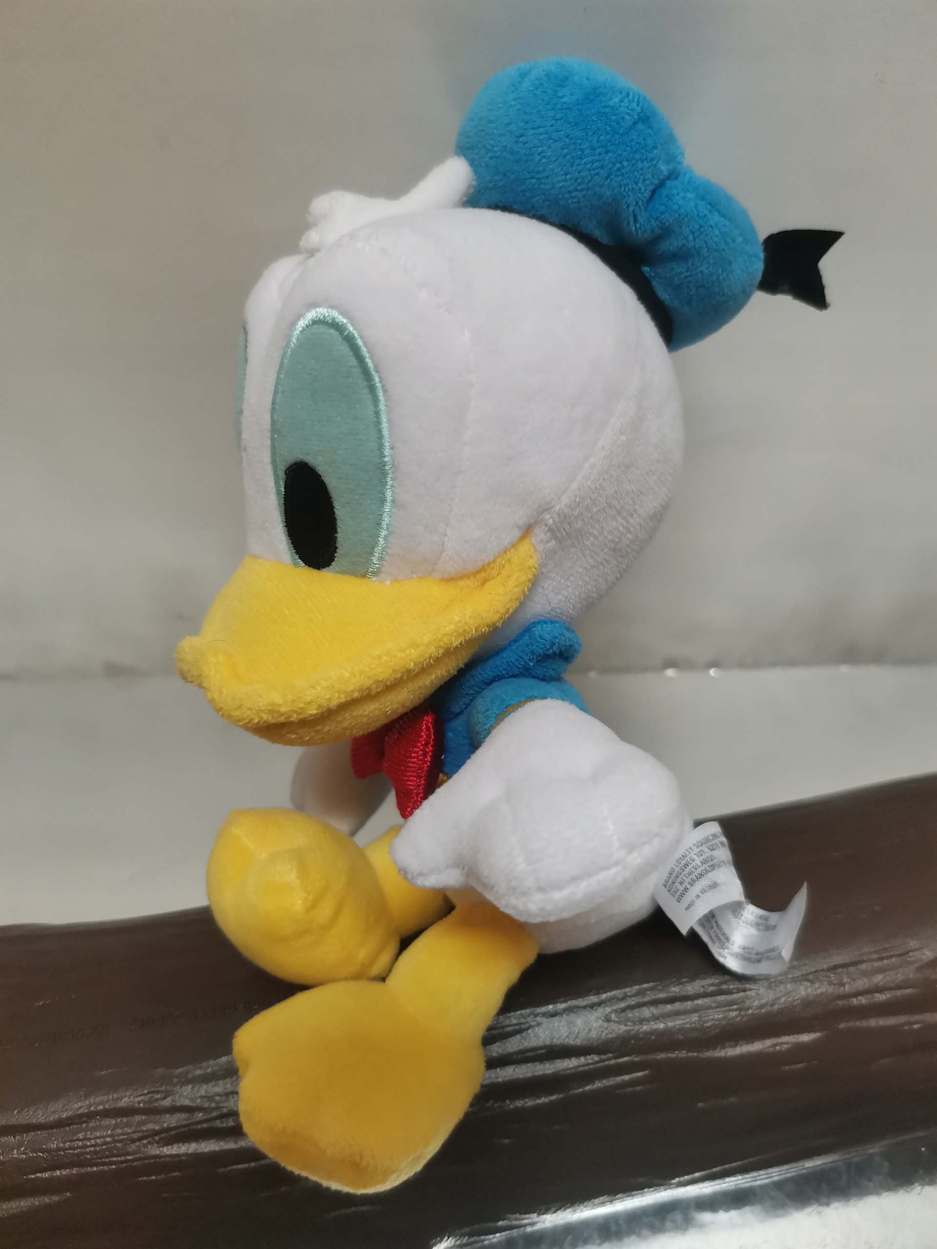 Kaczor Donald Duck maskotka Disney pluszak 25cm Classic Plush Collection Marka Disney