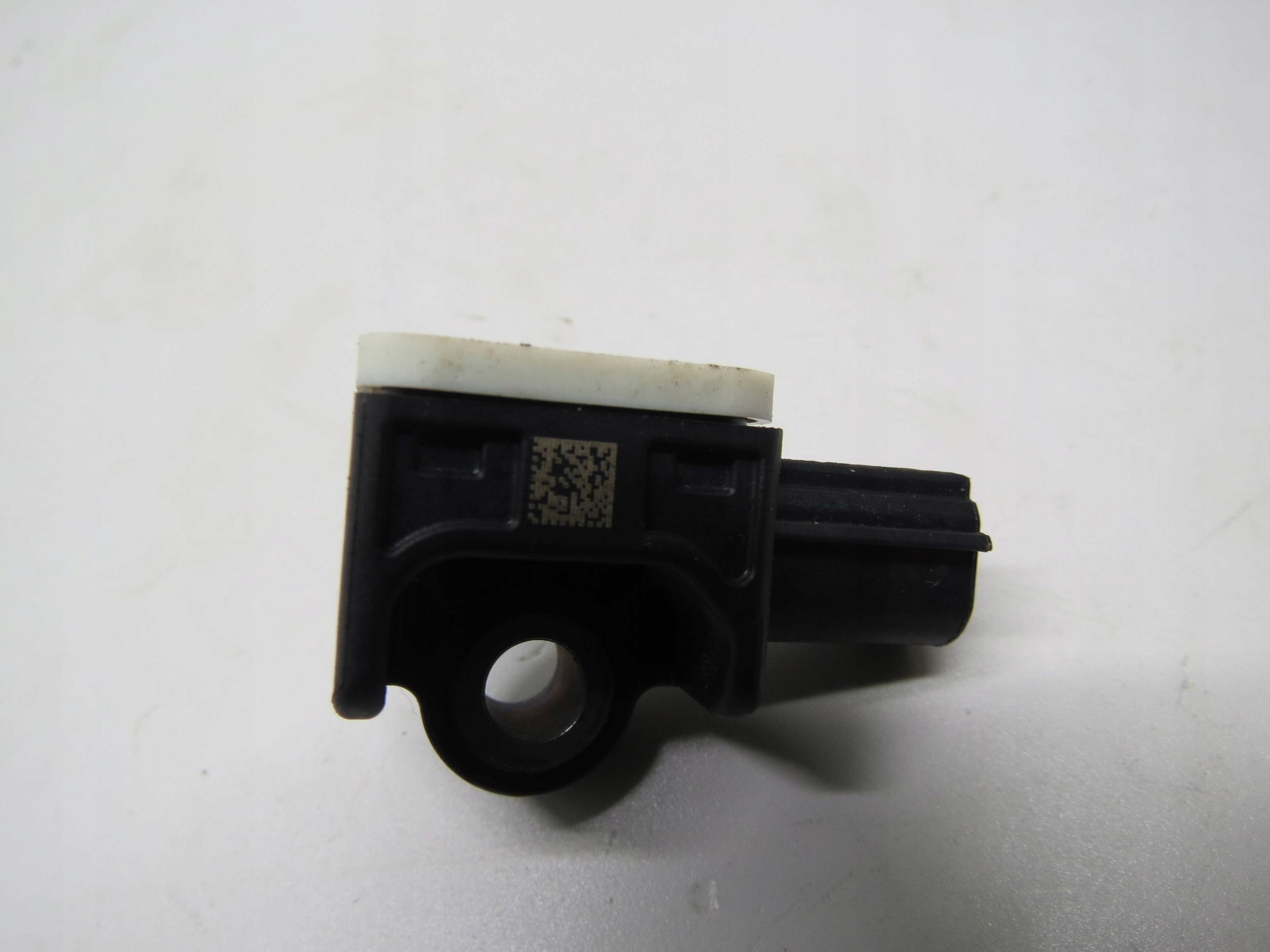 impact sensor VOLVO V60 and S60 II 31334336 (2013-2018)R.