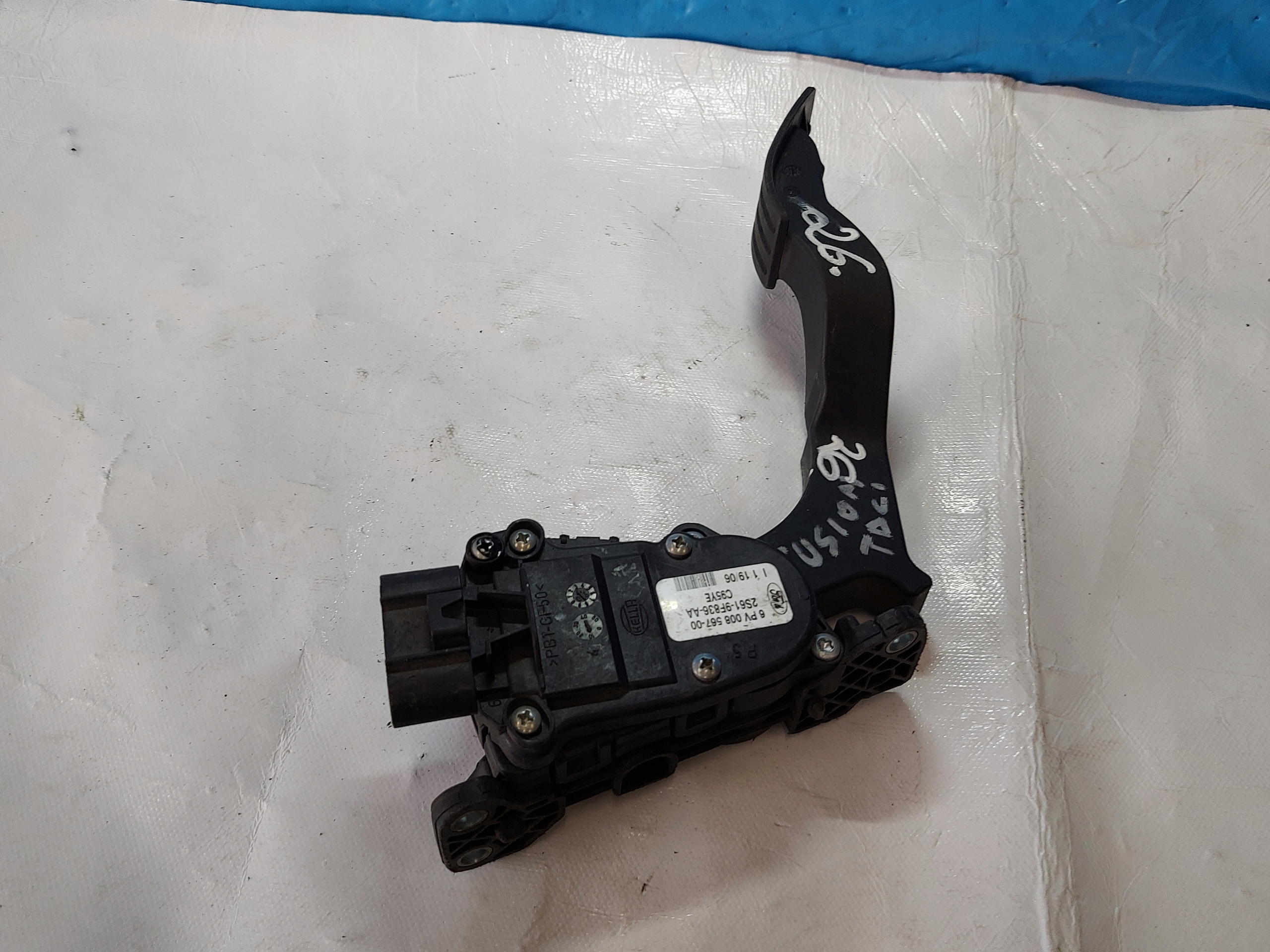 accelerator pedal FIESTA TDCI 2S619F836AA