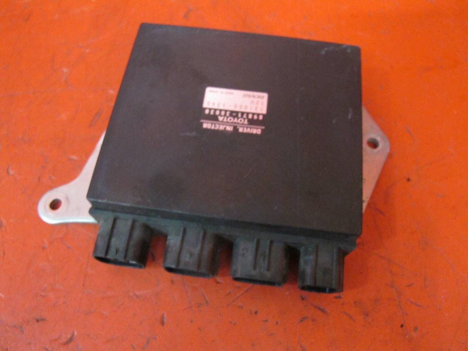 LEXUS IS II 2 250 2.5 V6 GSE20 4GR-FSE module control unit WTRYSKIWACZY