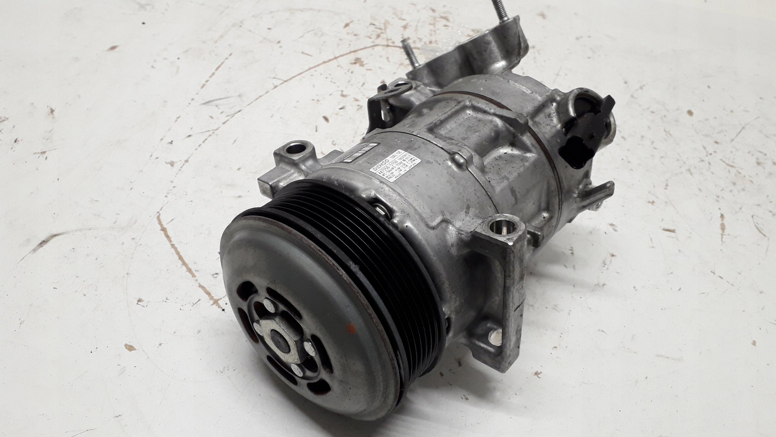 PEUGEOT OPEL SPRĘŻARKA KLIMATYZACJI 9828684880