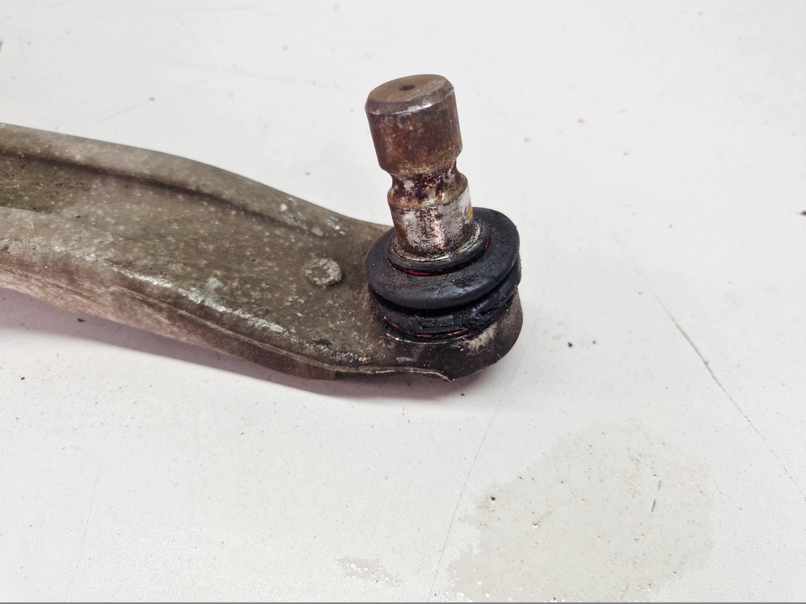 arm right front front FORD MONDEO MK5