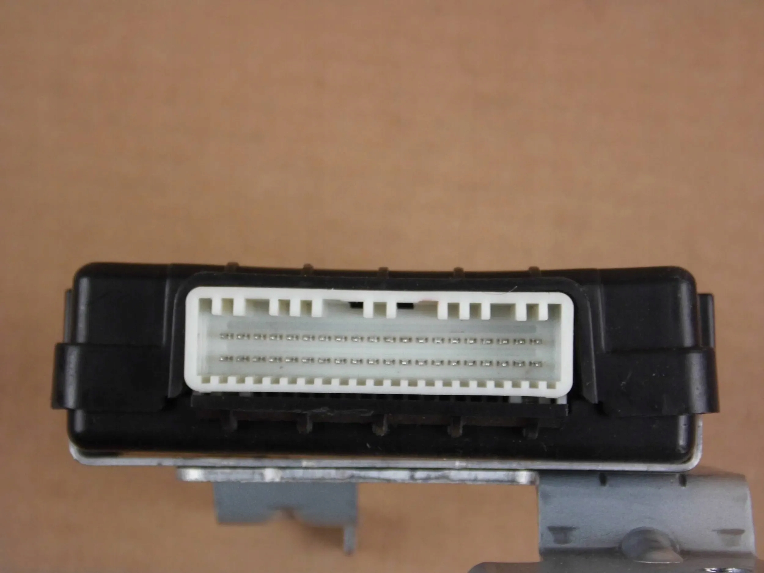 KIA Sorento III 2015-2022 module control unit odleglosci before samochodem AEB