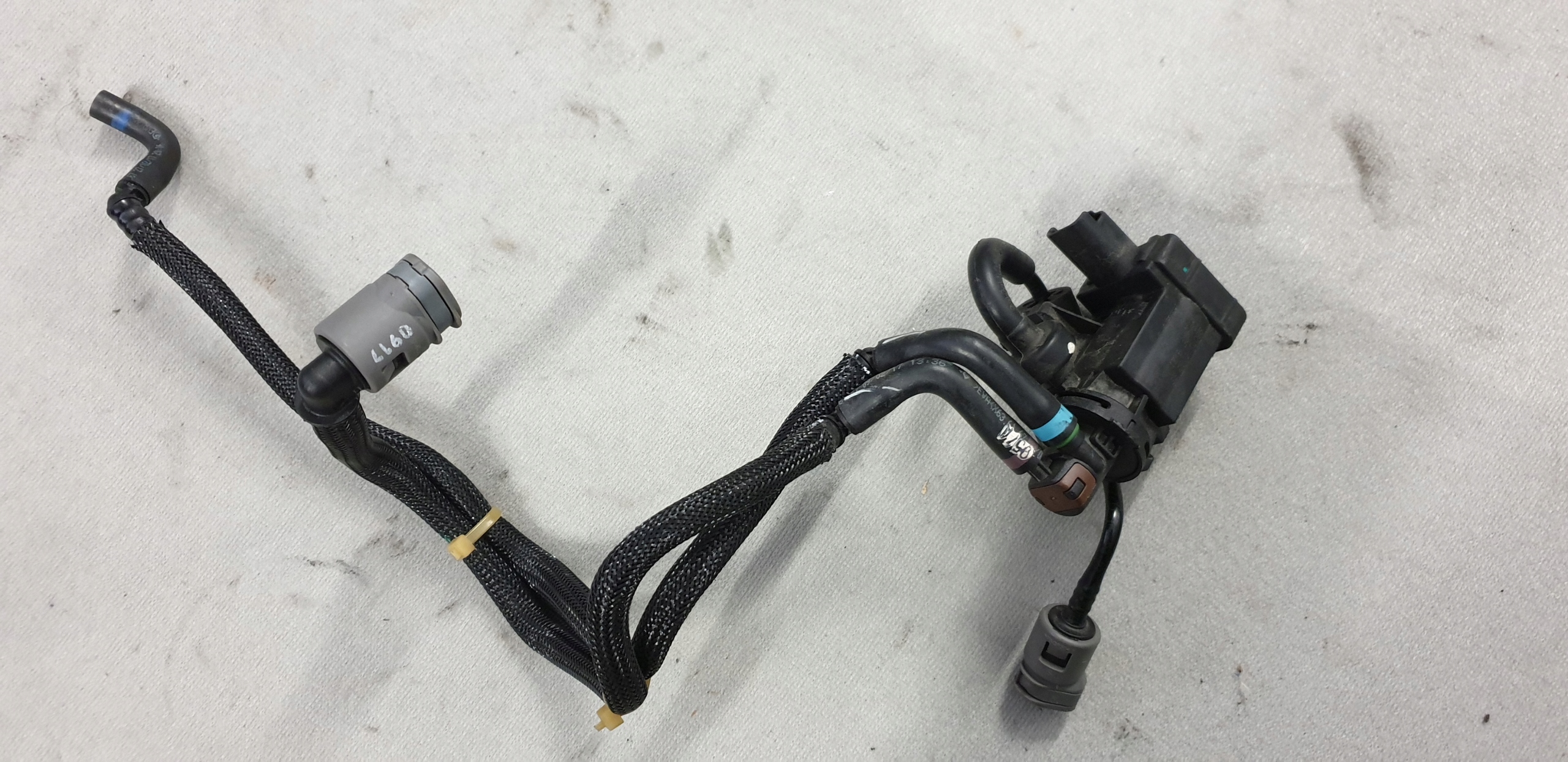 Sensor turbo CITROEN PEUGEOT 1.2 THP 9807396180