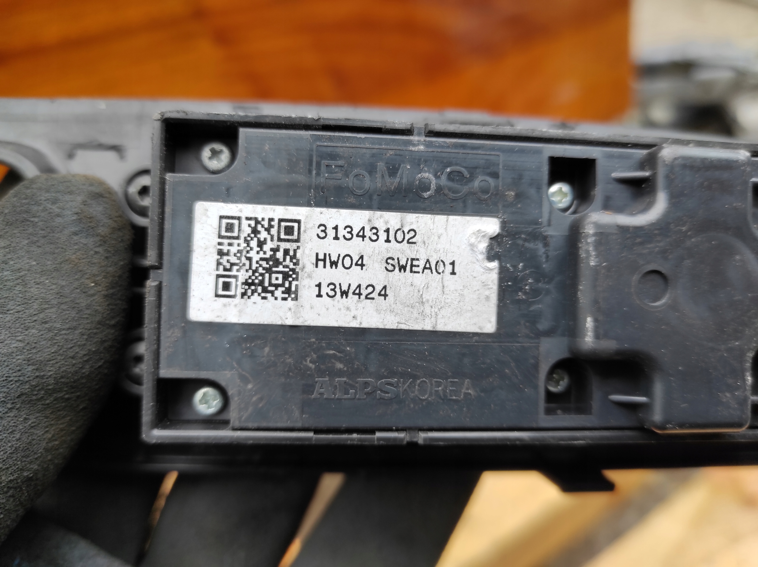 window control switch VOLVO V60 and 31343102