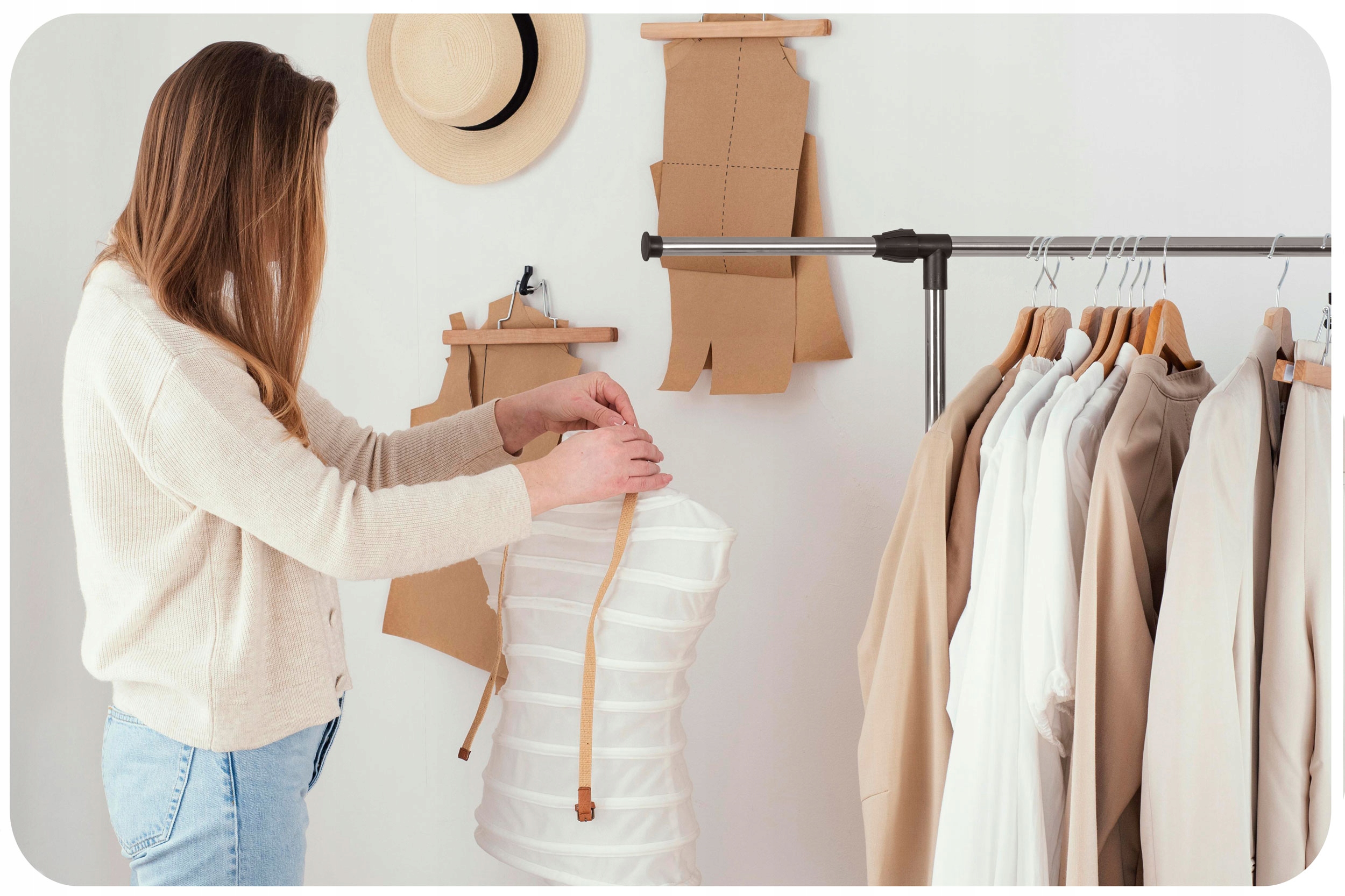 WIESZAK NA UBRANIA STOJĄCY GARDEROBA STOJAK KÓŁKA Stan opakowania oryginalne