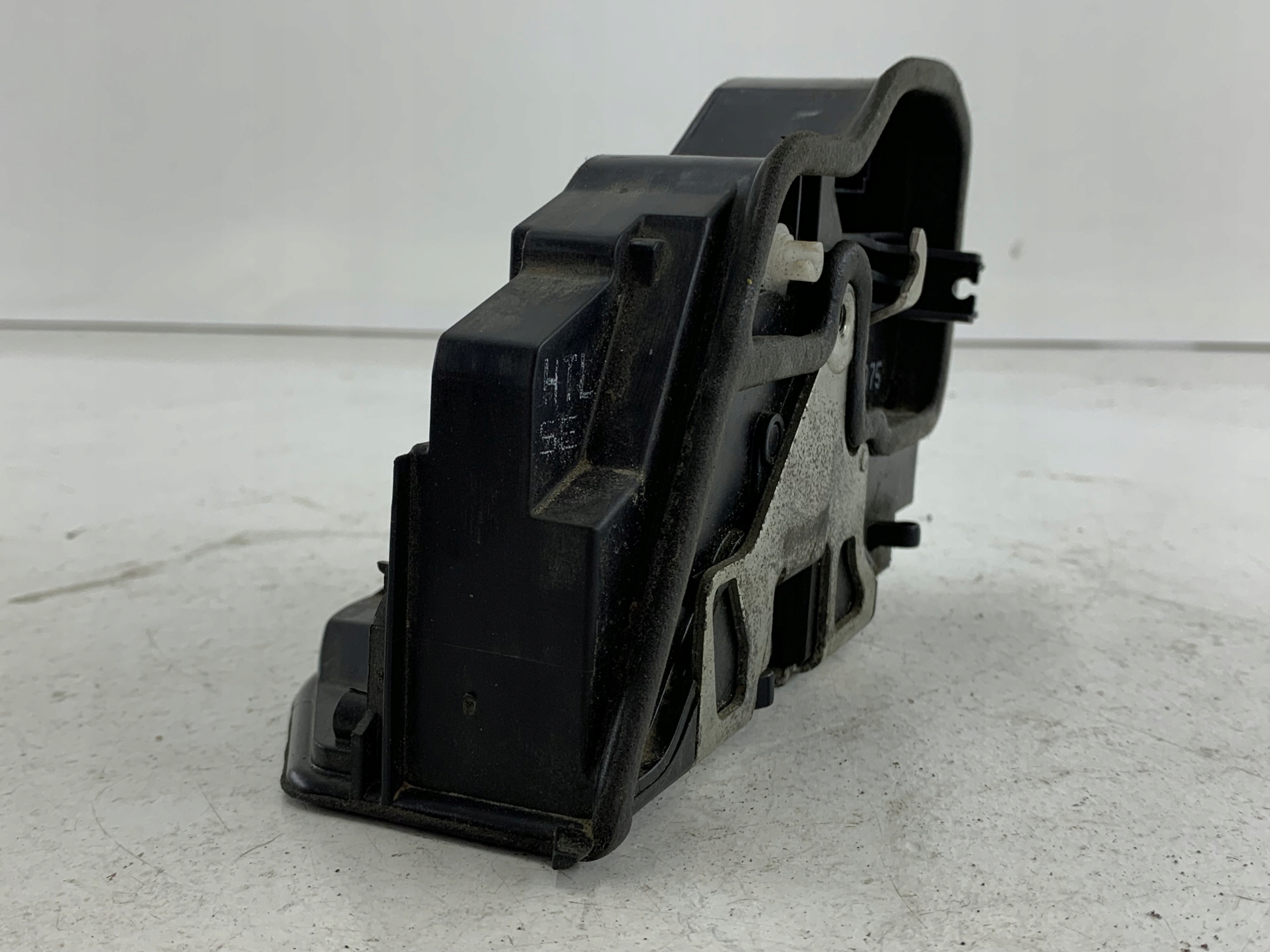 BMW E60 E61 Schloß Tür links heck 7167075