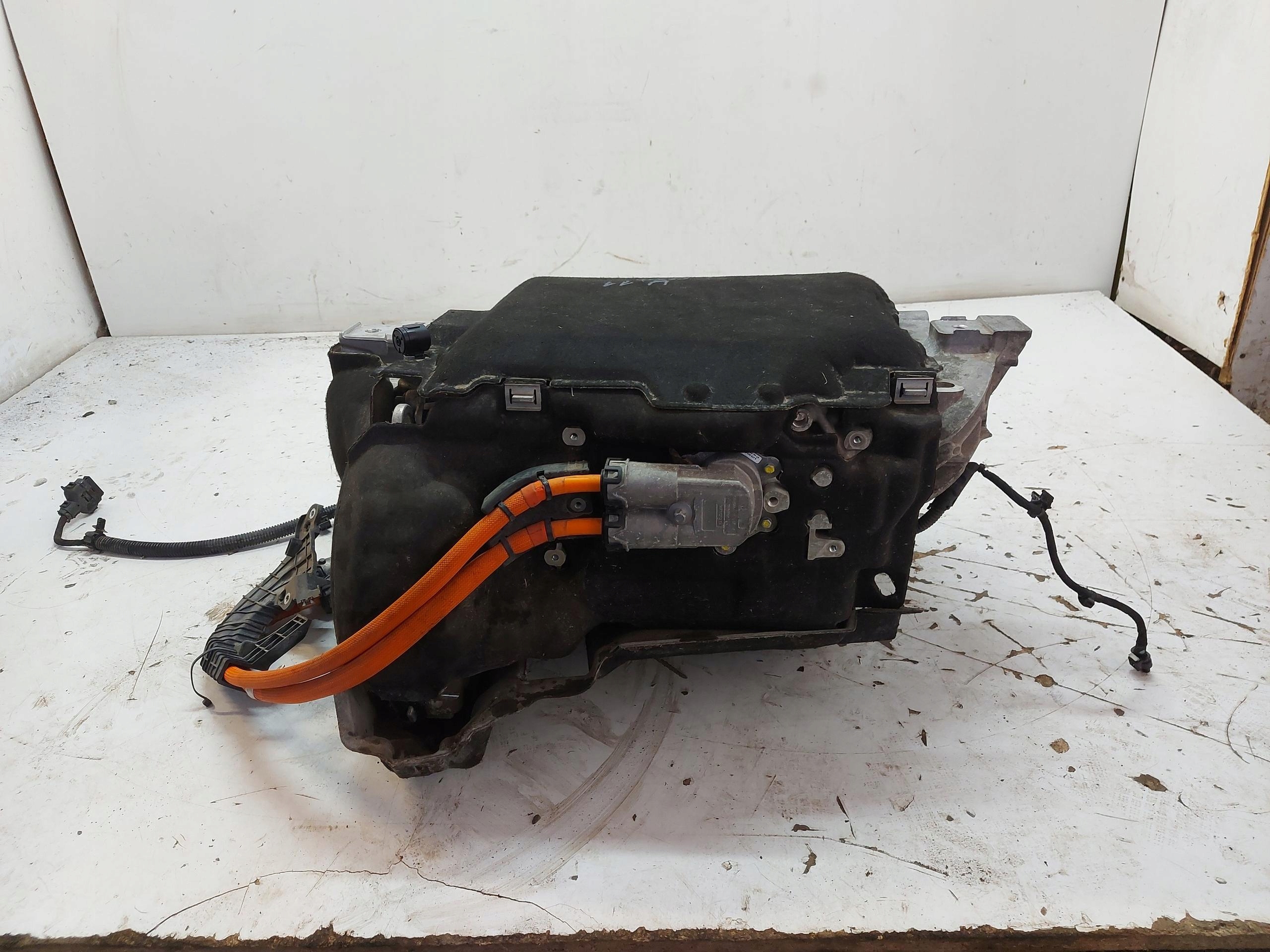 BMW iX1 X1 U11 engine naped electrical front 8477917