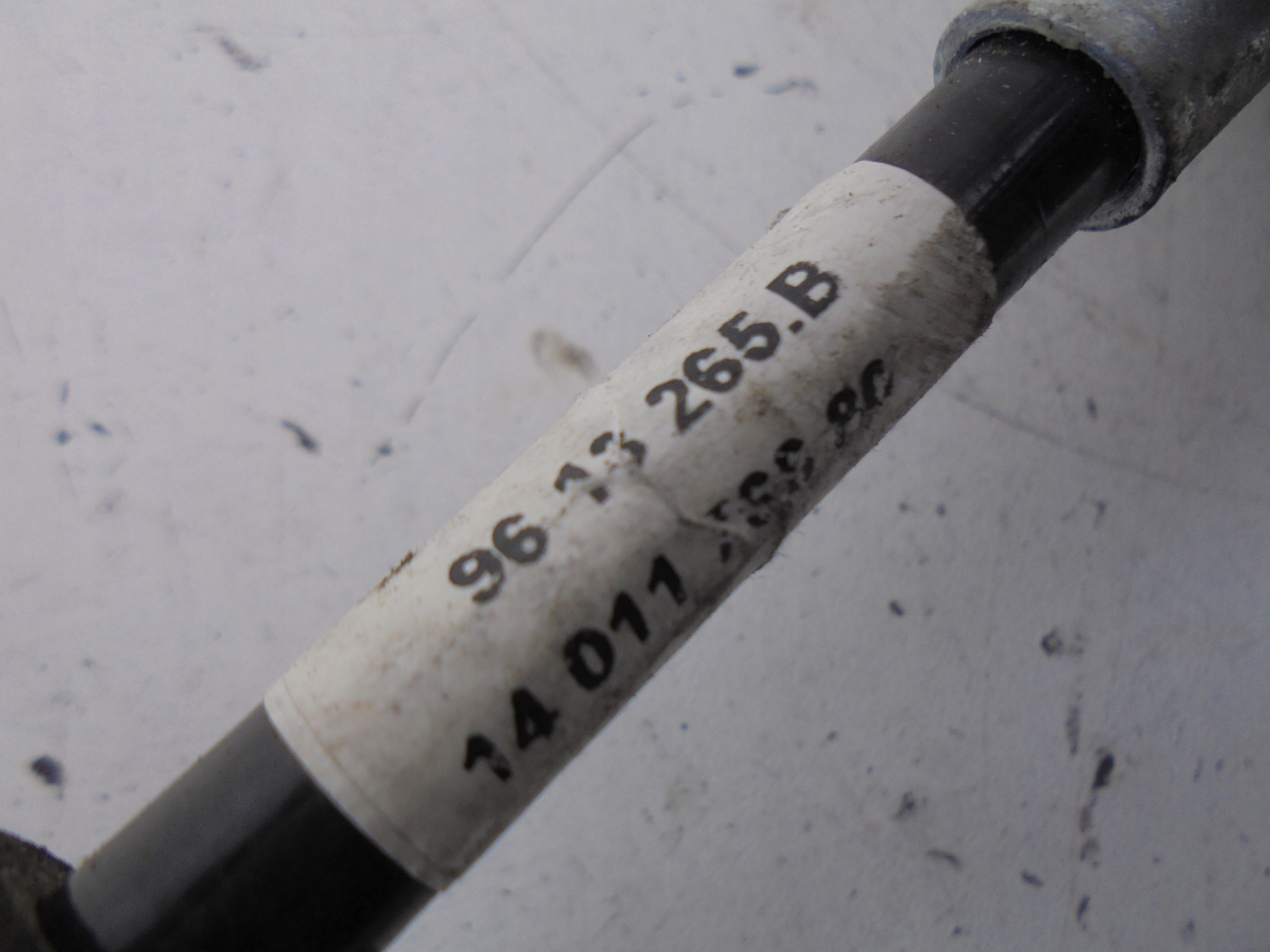 WYBIERAK BIEGÓW LEWAREK LINKI 3011762B PEUGEOT EXPERT II 1.6 HDI Typ silnika Diesel