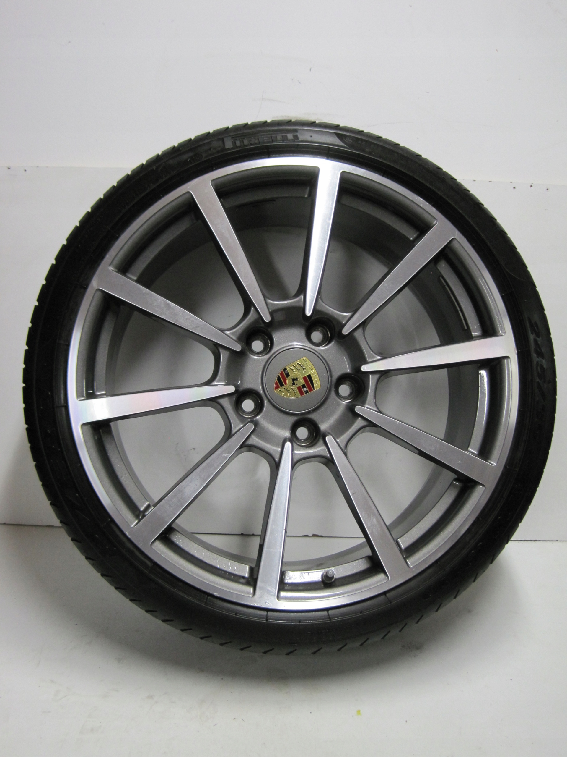 wheels discs tyres PORSCHE CARRERA 991 R20 22r