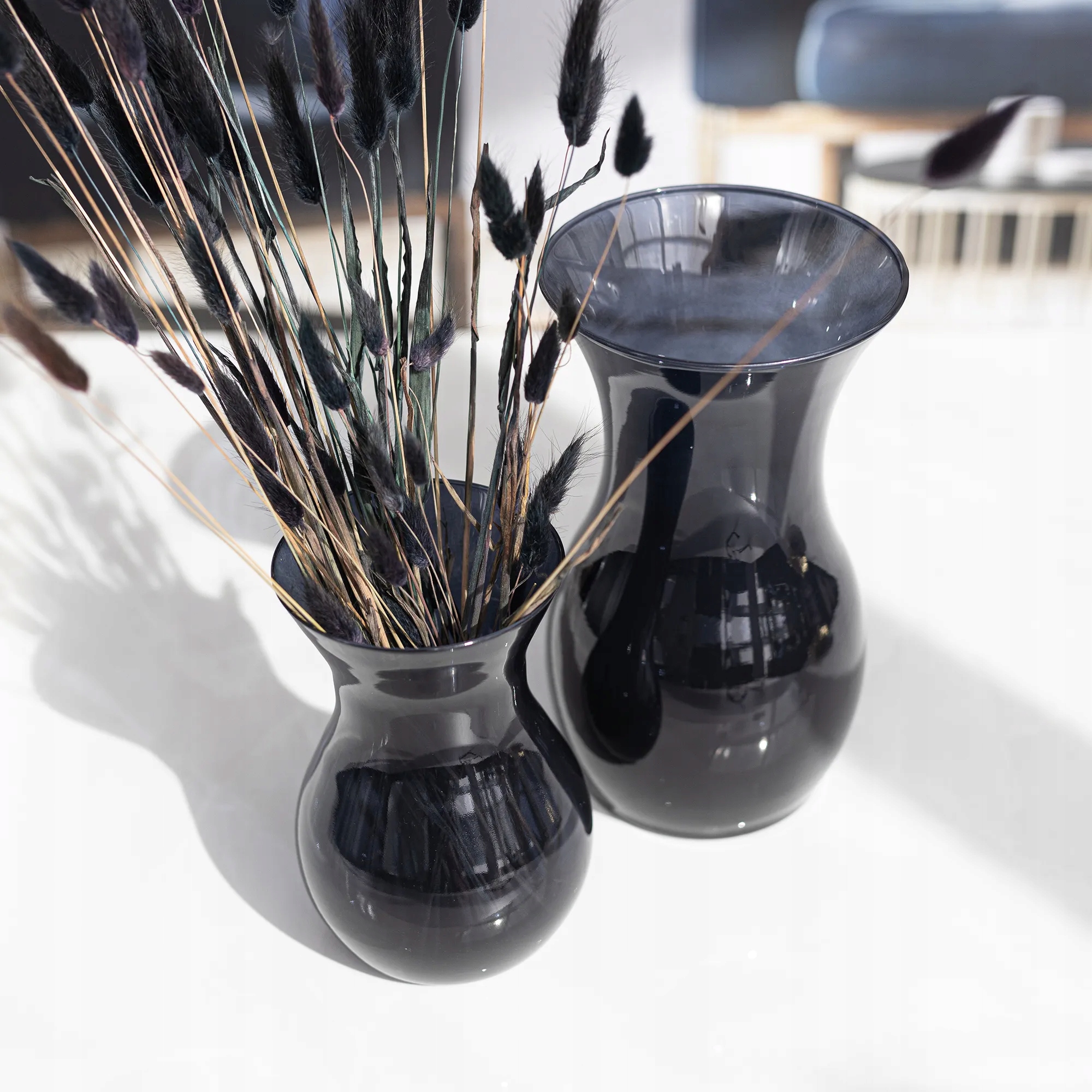 WAZON Szklany Na Stół DEKORACJA DO DOMU BIURA H 18 cm GRANATOWY Flakon Materiał szkło