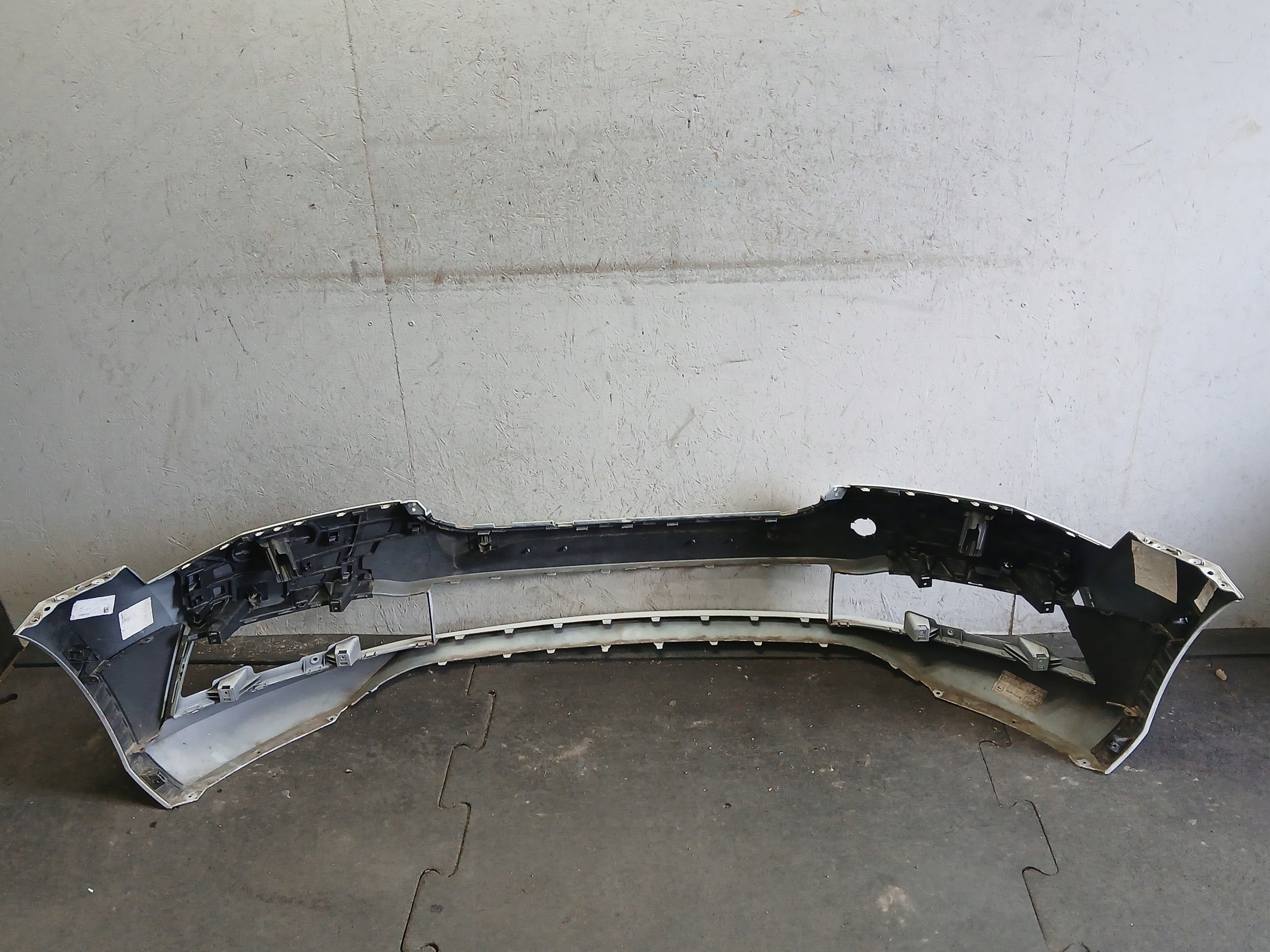 bumper front SKODA SUPERB III 3 LIFT 3V