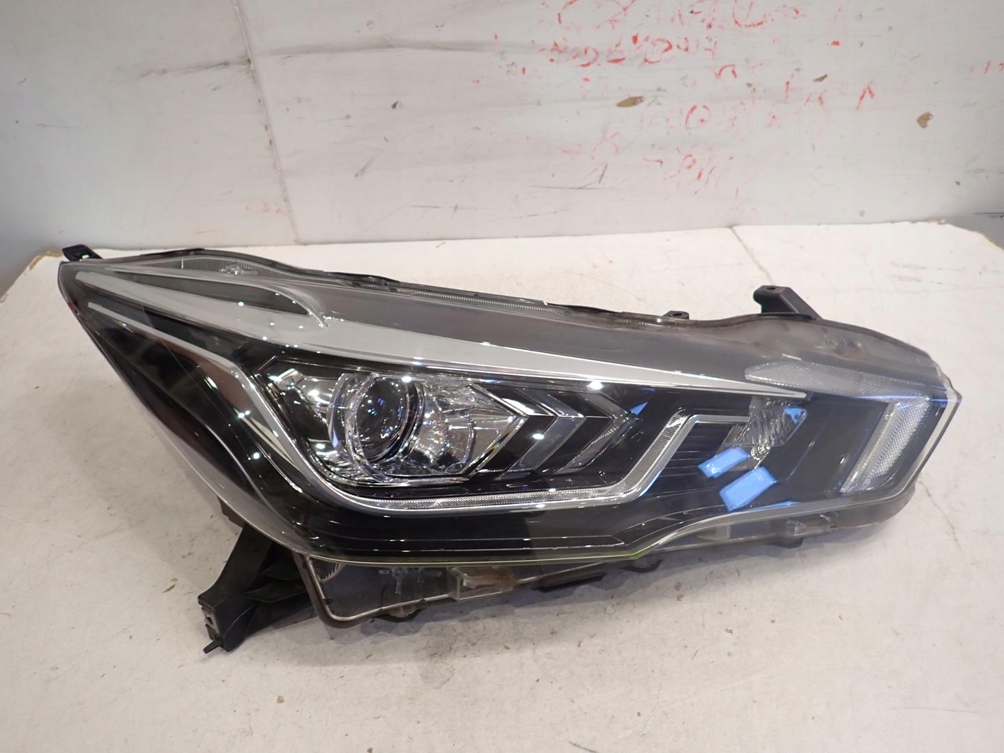 light front front right NISSAN MICRA K14 2017- FULL LED