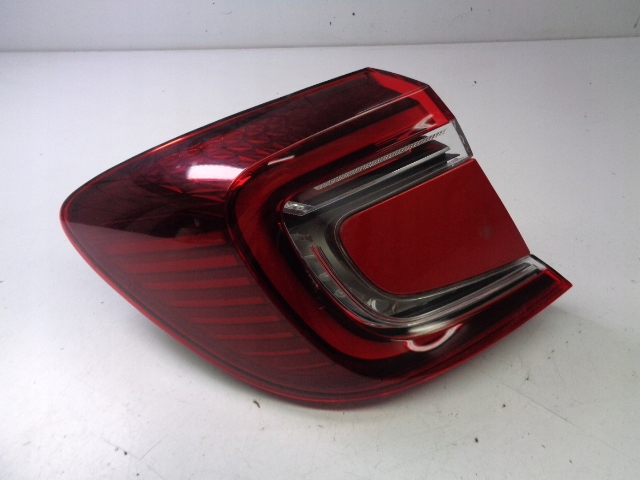 LAMPA LEWY TYŁ RENAULT CAPTUR II 1.3 TCE AUTOMAT 2020 ROK Numer katalogowy części 26555698R