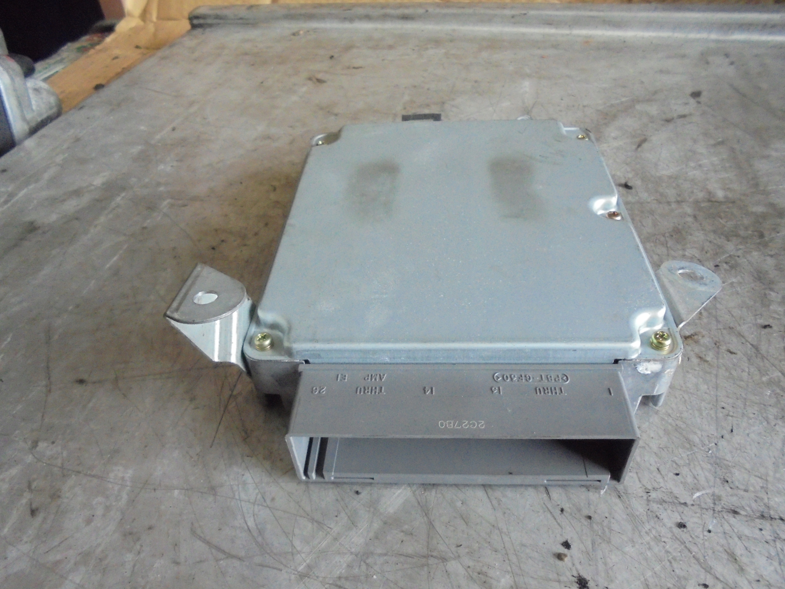 COMPUTER, CENTRALINA MAZDA 6 E 2,0,D RF5C 18 881C