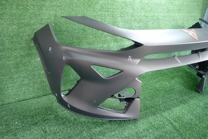 SEAT FORMENTOR LIFT 24- front bumper front