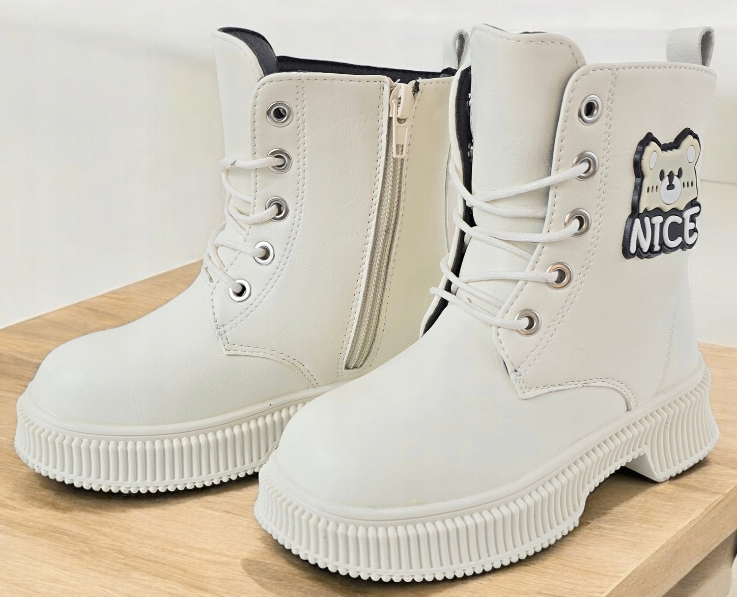 Sznurowane Trepy Kozaczki na Zamek Modne Śniegowce z Futerkiem Botki *31* Kod producenta Dziewczęce Trepy na Zamek Śniegowce Kozaki