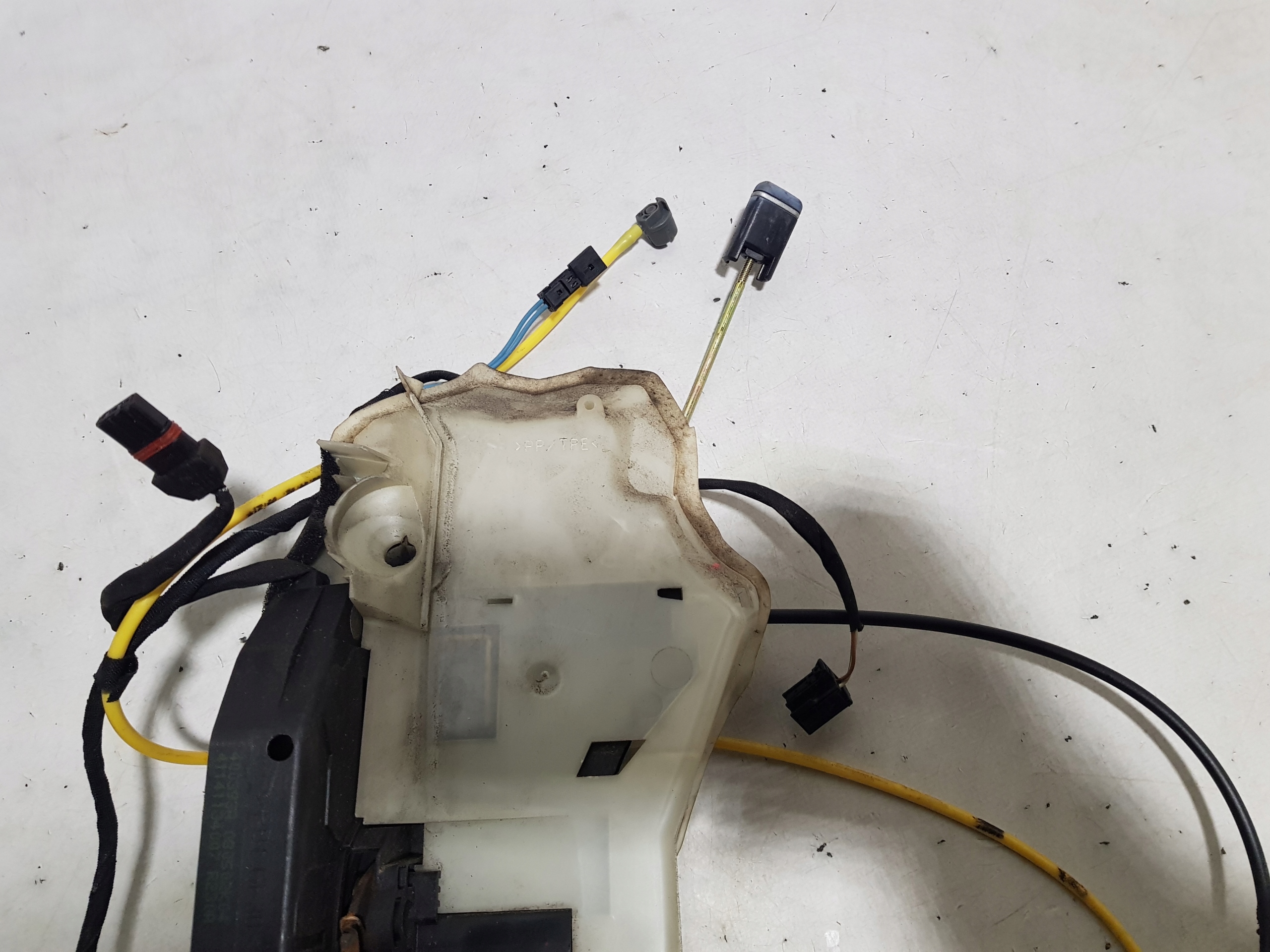 MERCEDES SL W230 R230 lock door right front KEYLESS GO