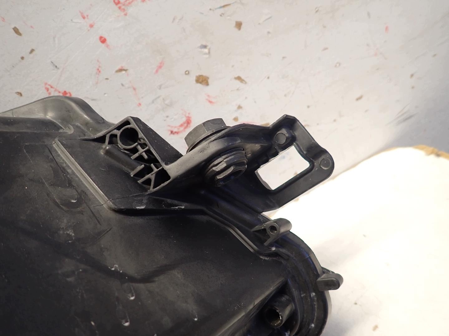 light front front left SKODA KAROQ 2018- 57B941015A