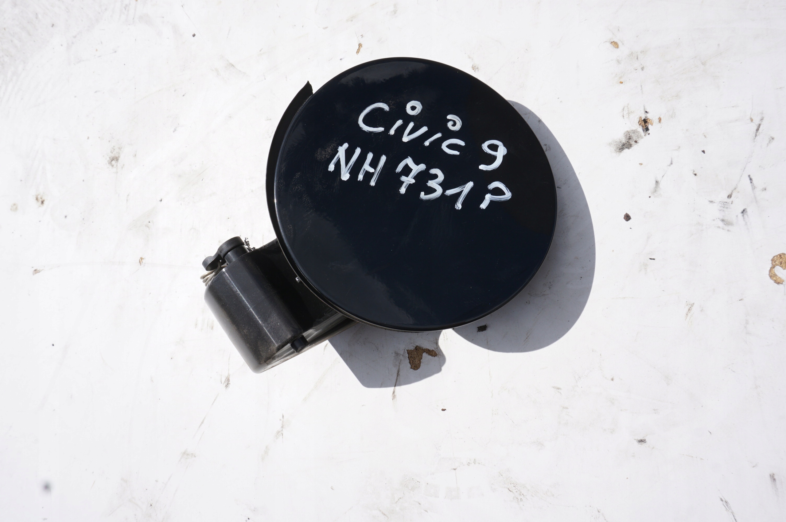 ЛЮЧОК ЗАЛИВА ТОПЛИВА HONDA CIVIC 9 IX Nh731p