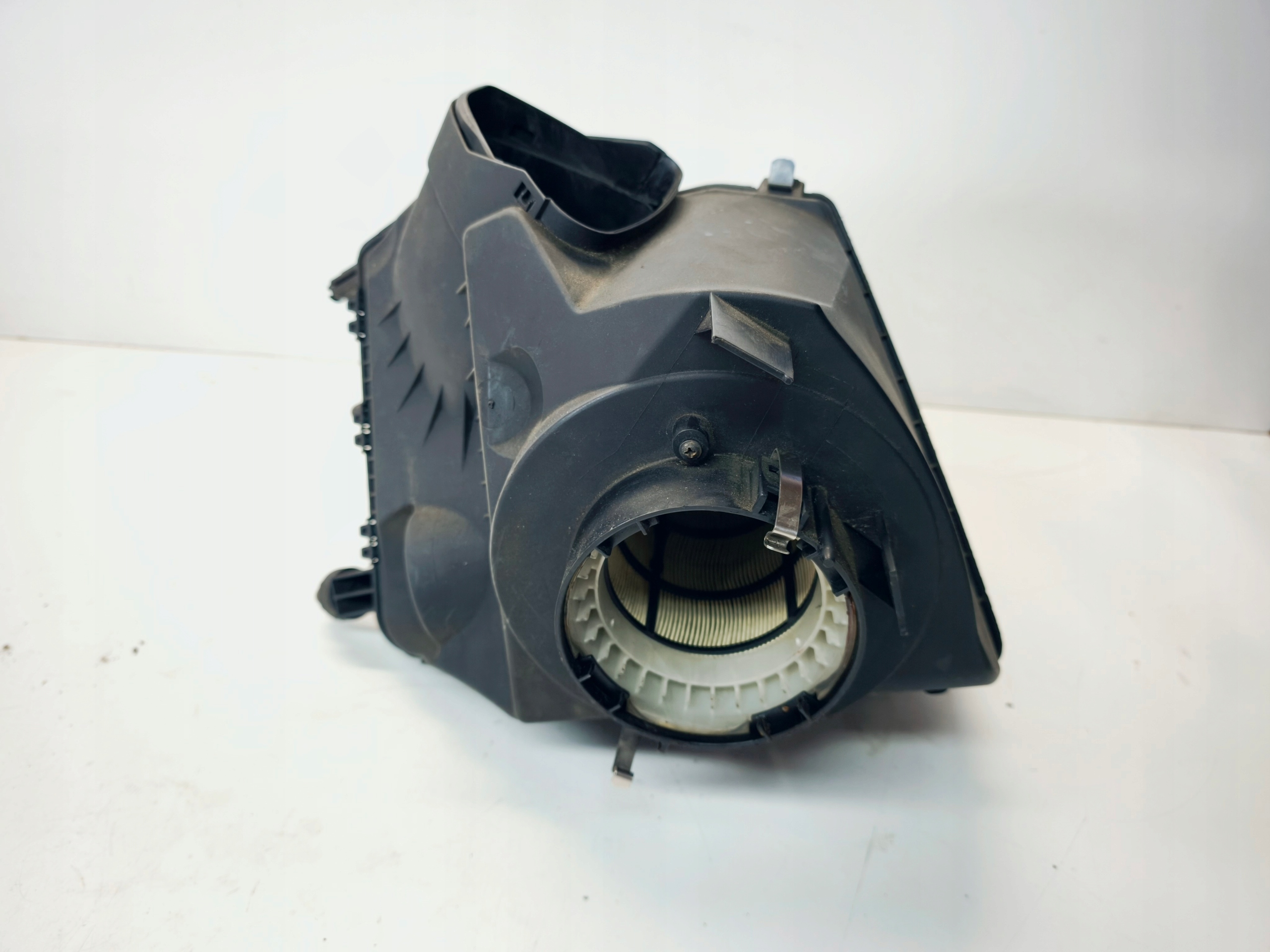 Gehäuse filter luft AUDI A6 C6 3.0 TDI 4F0133837H